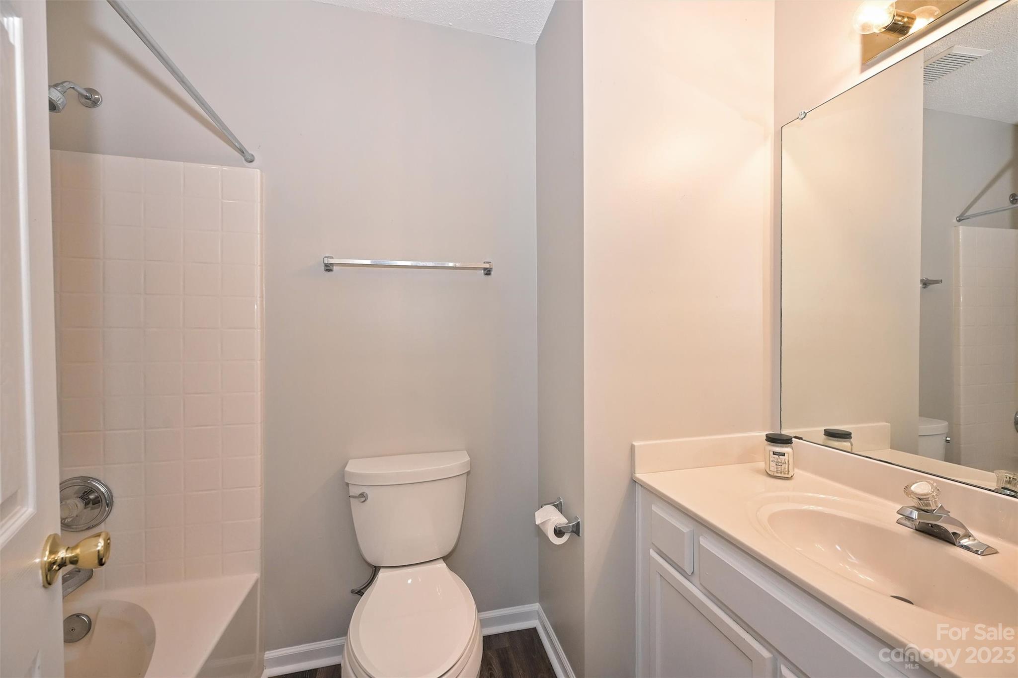 11828 Kevin Henry Place