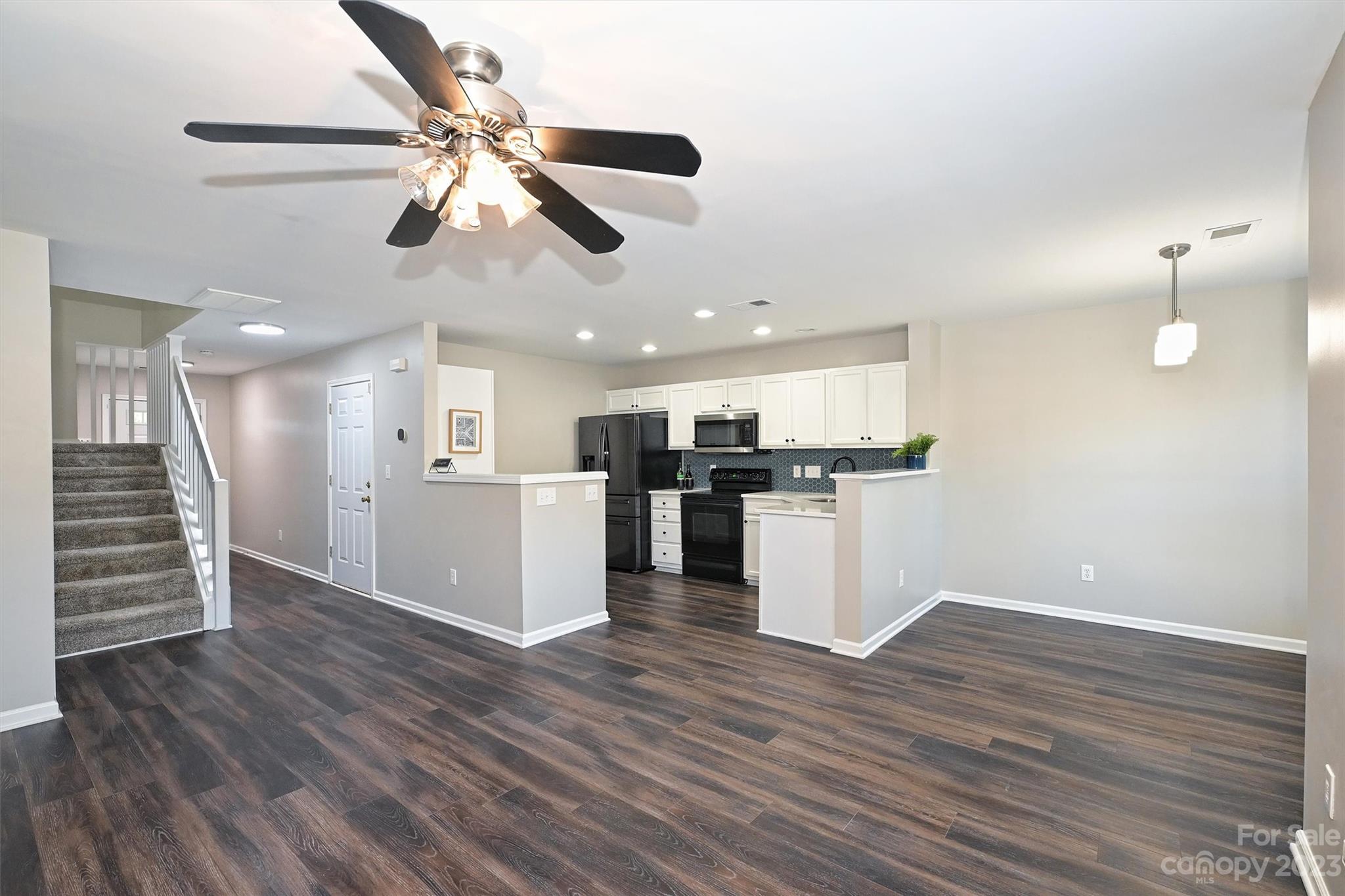 11828 Kevin Henry Place