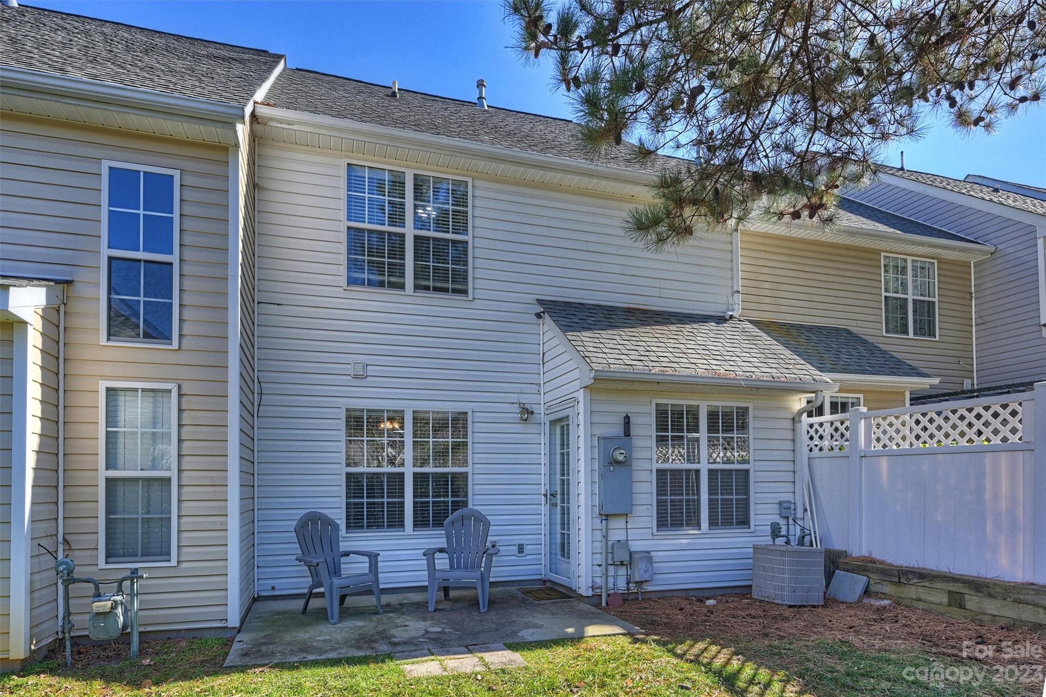 11828 Kevin Henry Place