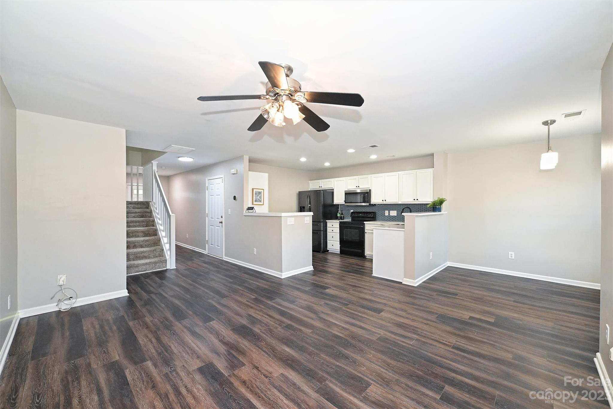 11828 Kevin Henry Place