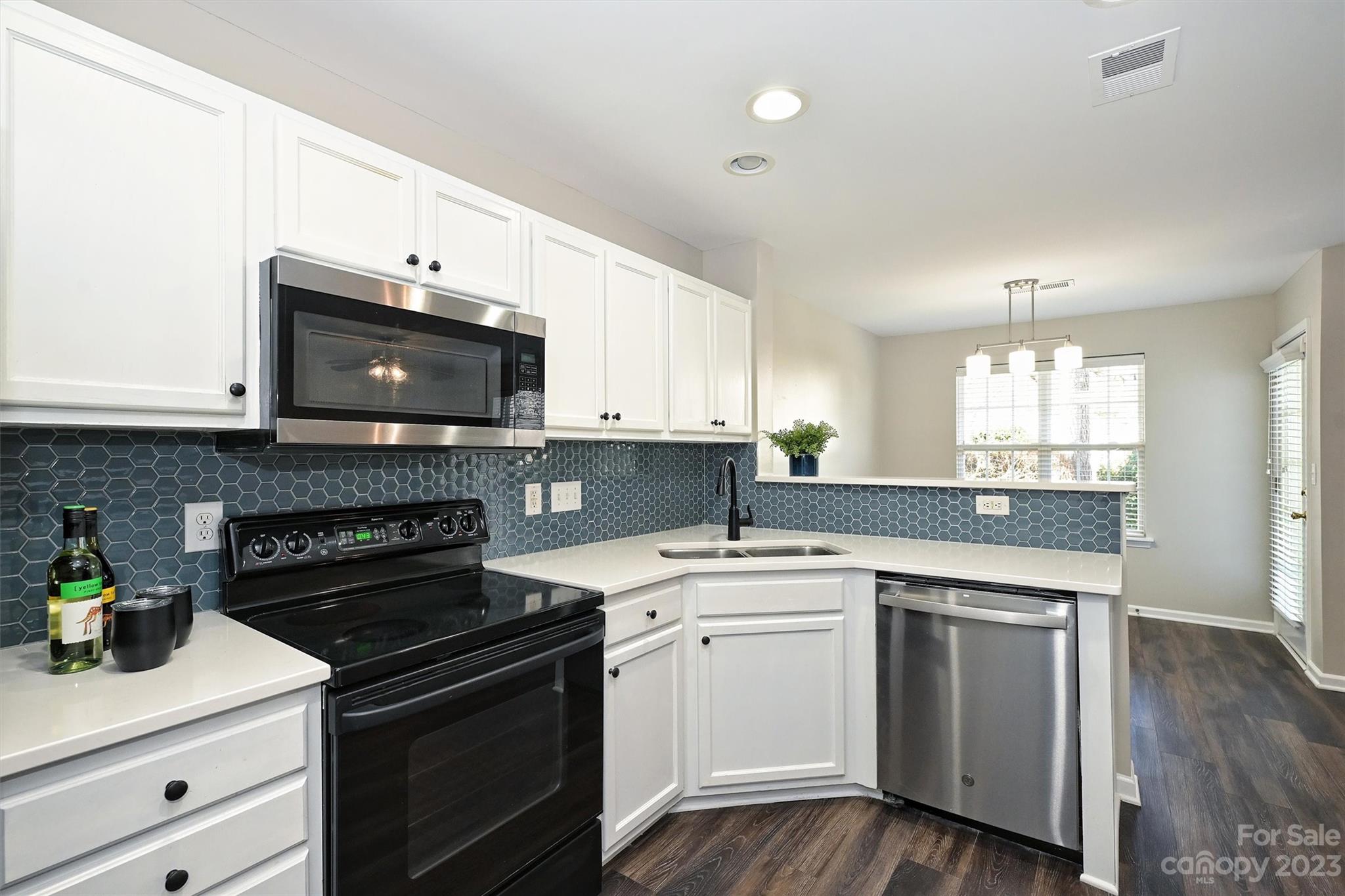 11828 Kevin Henry Place