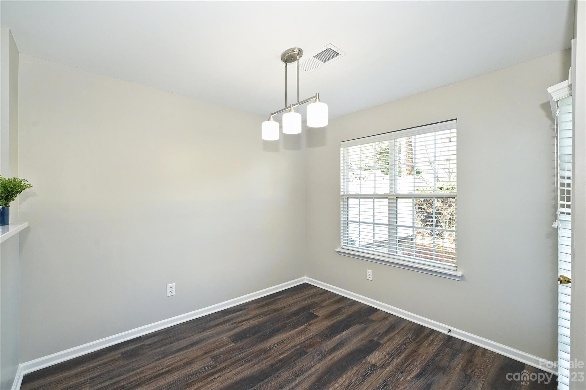 11828 Kevin Henry Place