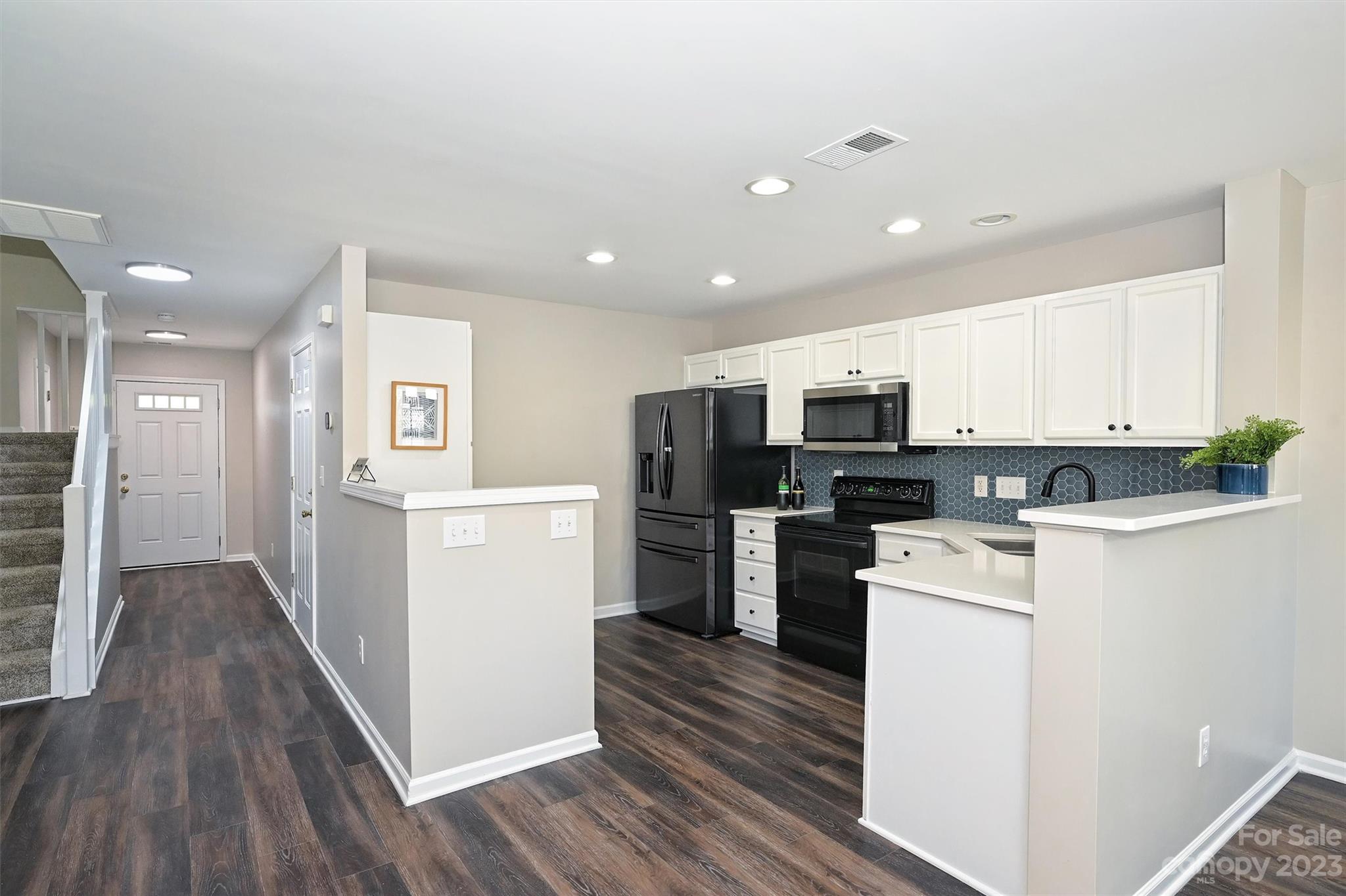 11828 Kevin Henry Place