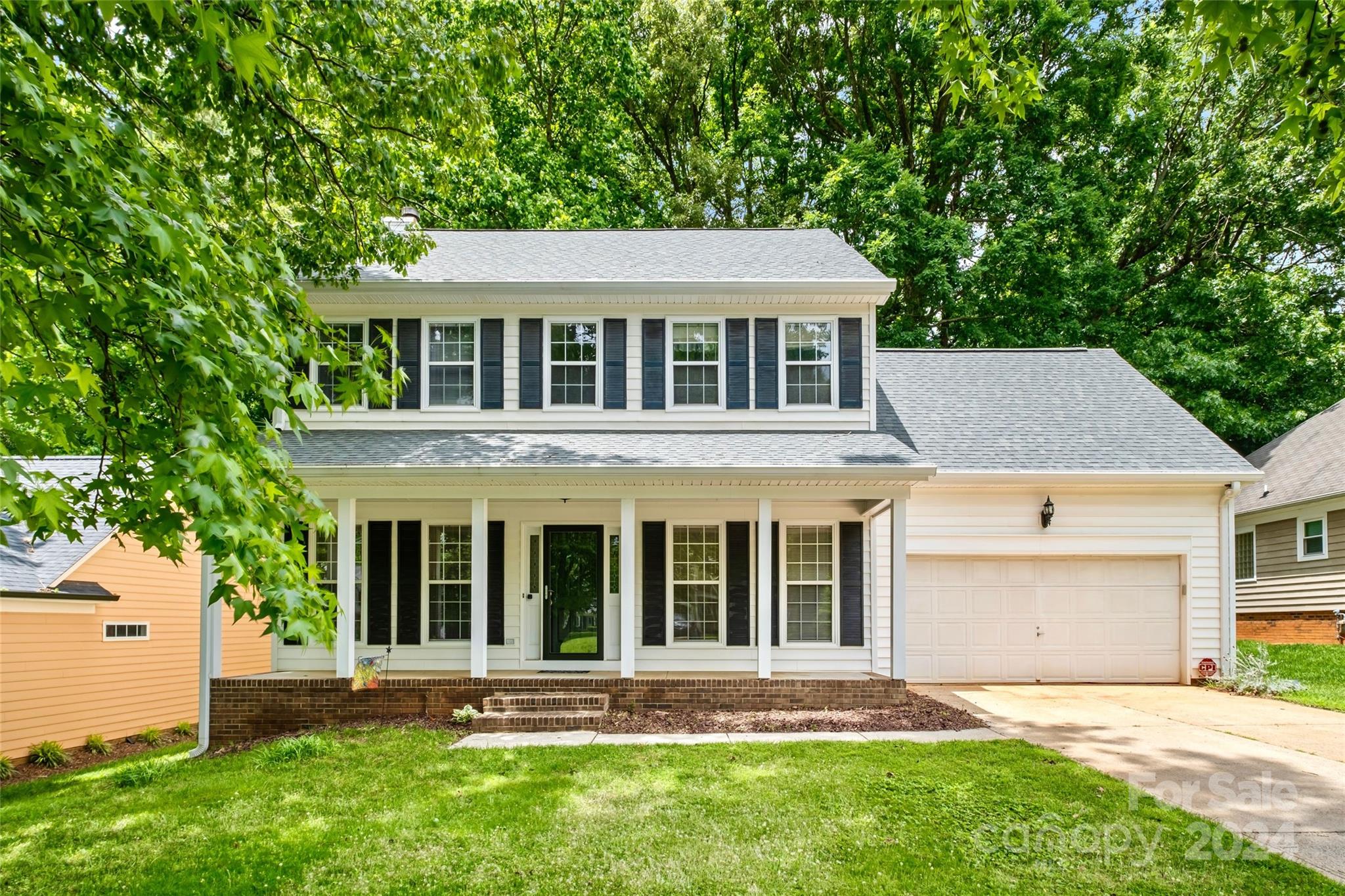 6121 Carriage Oaks Drive