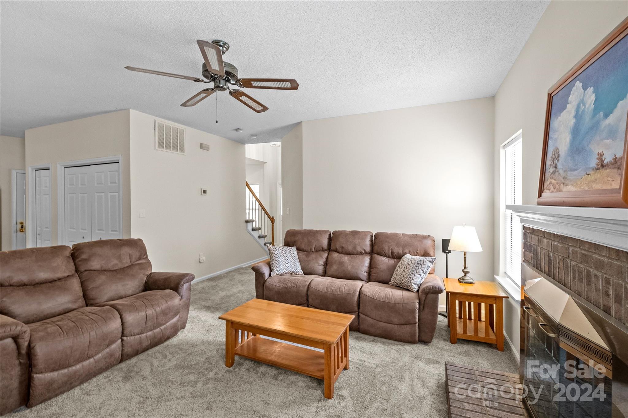 6121 Carriage Oaks Drive