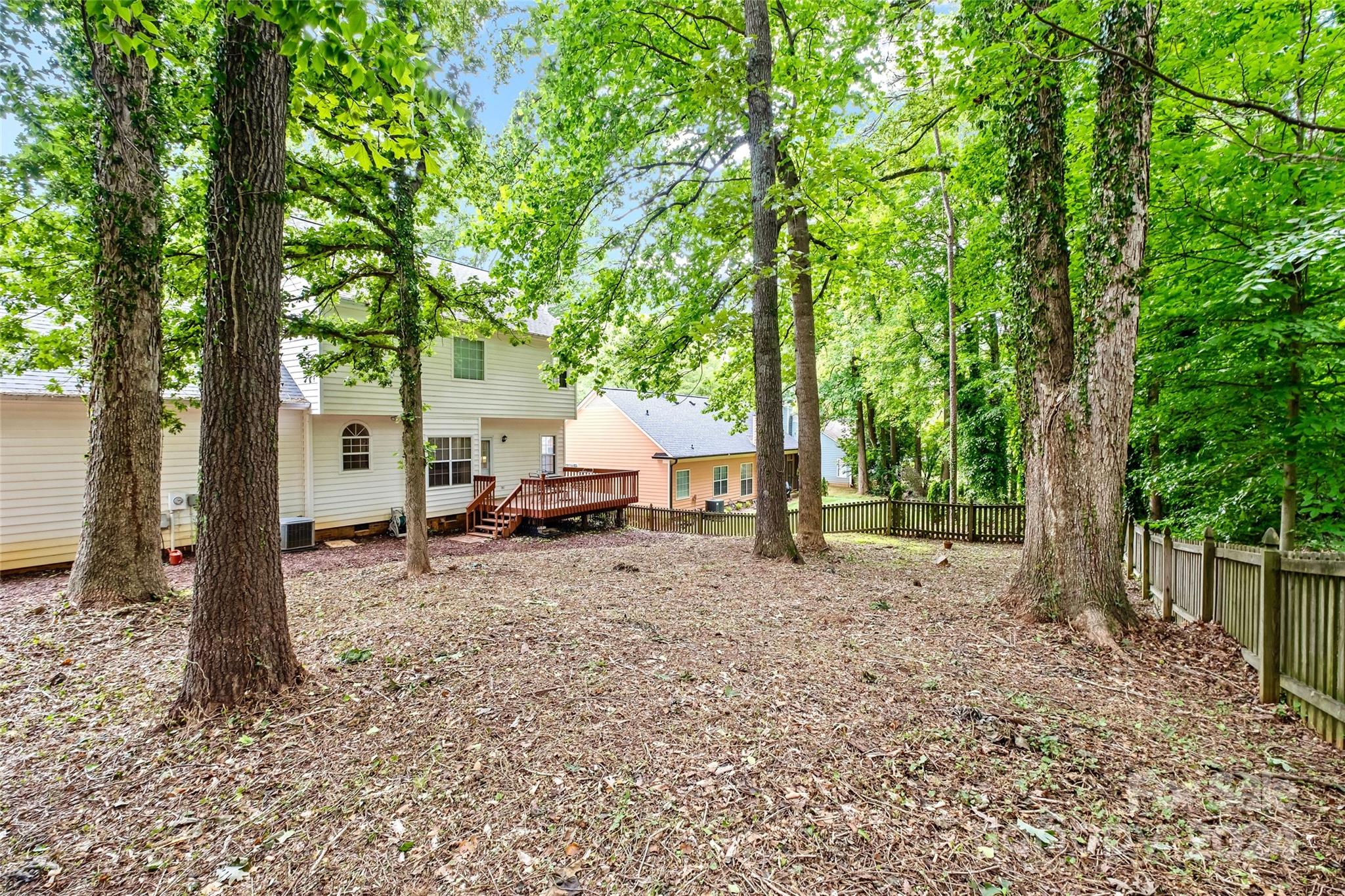 6121 Carriage Oaks Drive