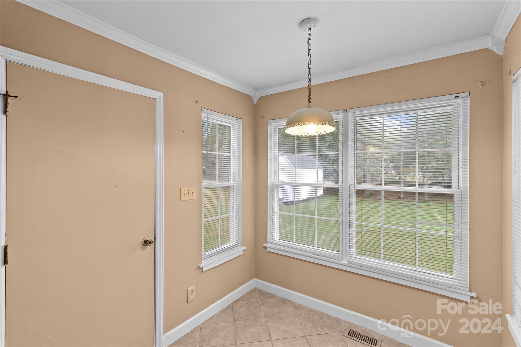 11823 Carmel Lakes Drive