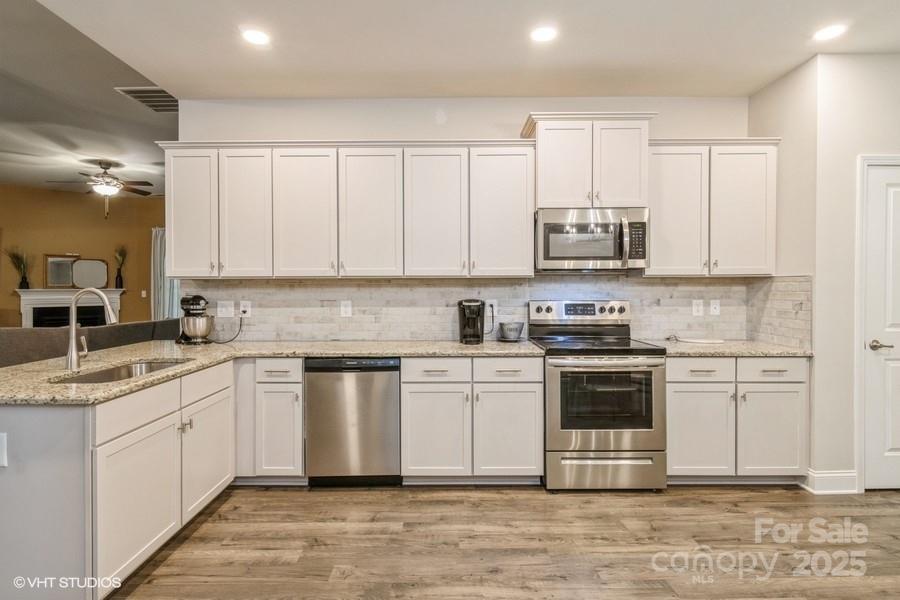 876 Hardin Street Unit: B24