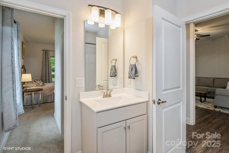 876 Hardin Street Unit: B24