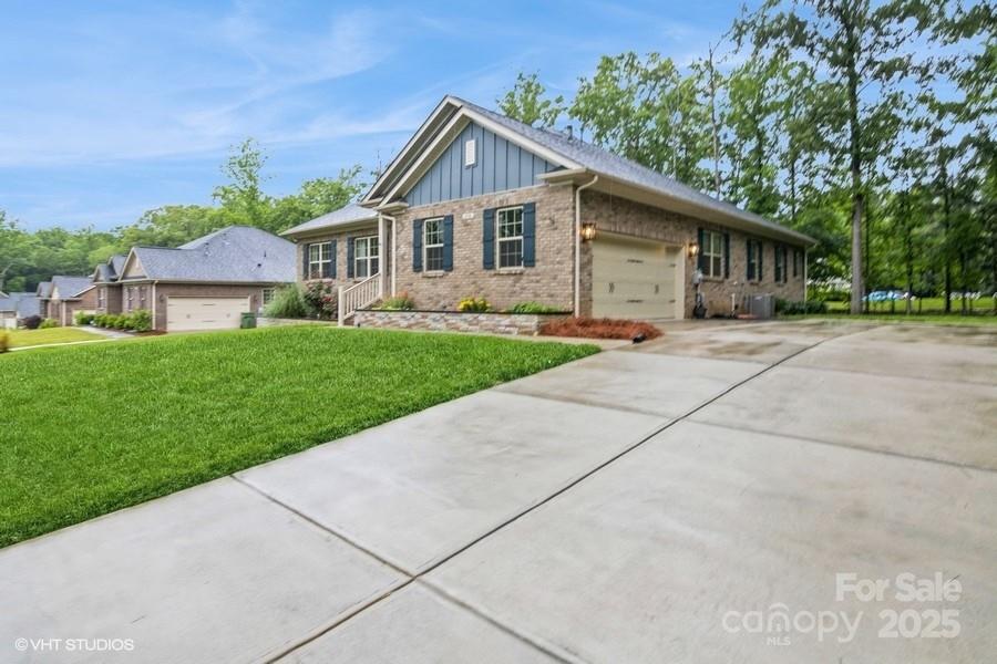 876 Hardin Street Unit: B24