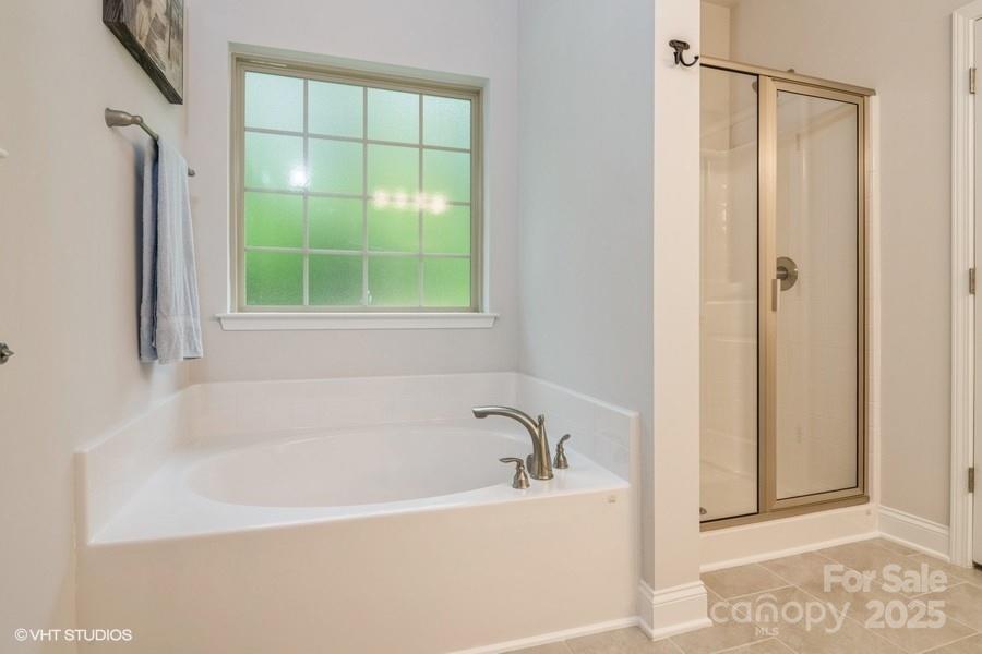 876 Hardin Street Unit: B24