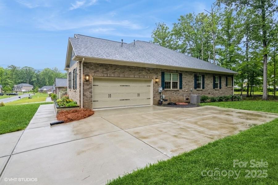 876 Hardin Street Unit: B24