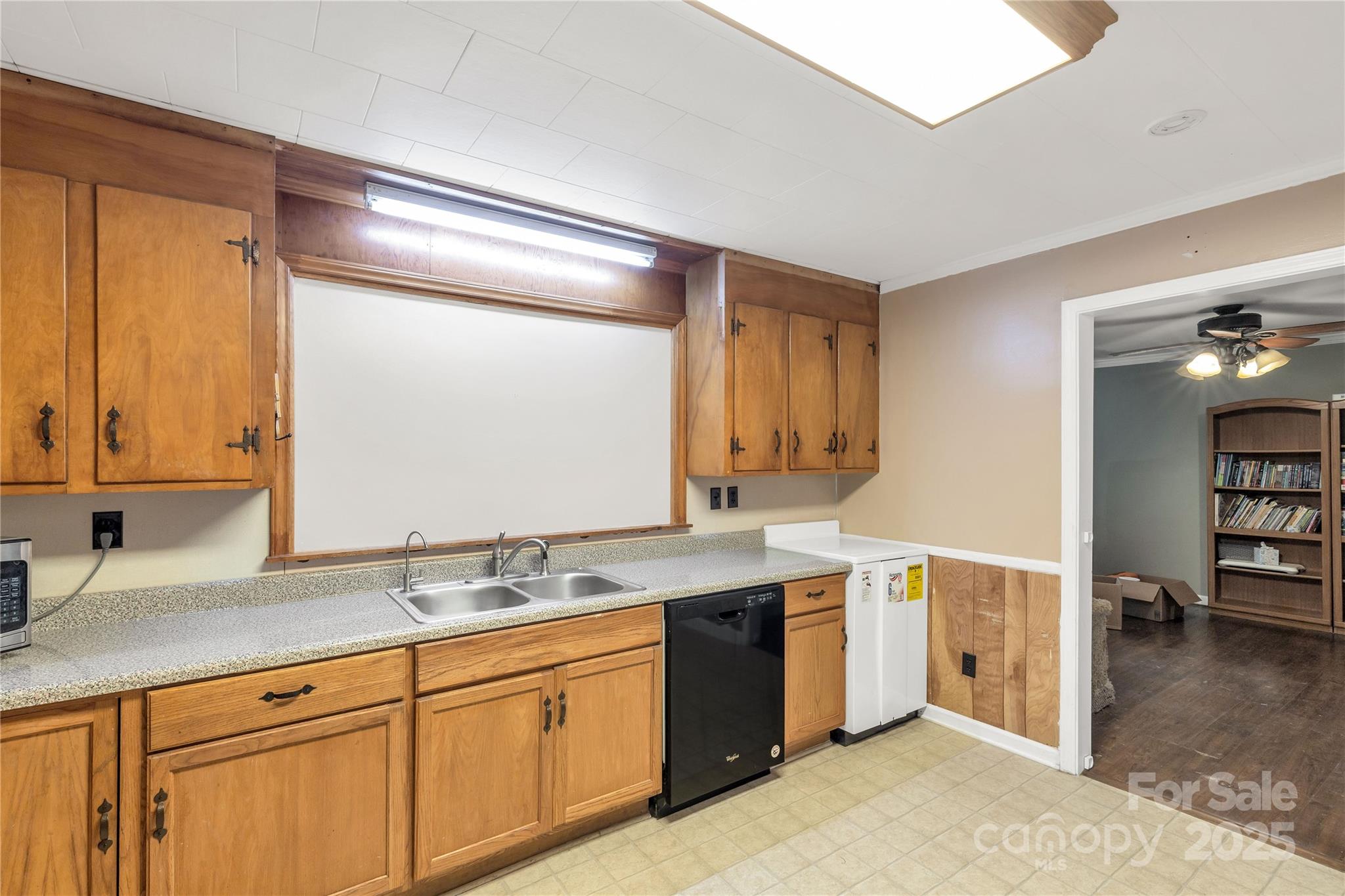 6115 Campbell Road