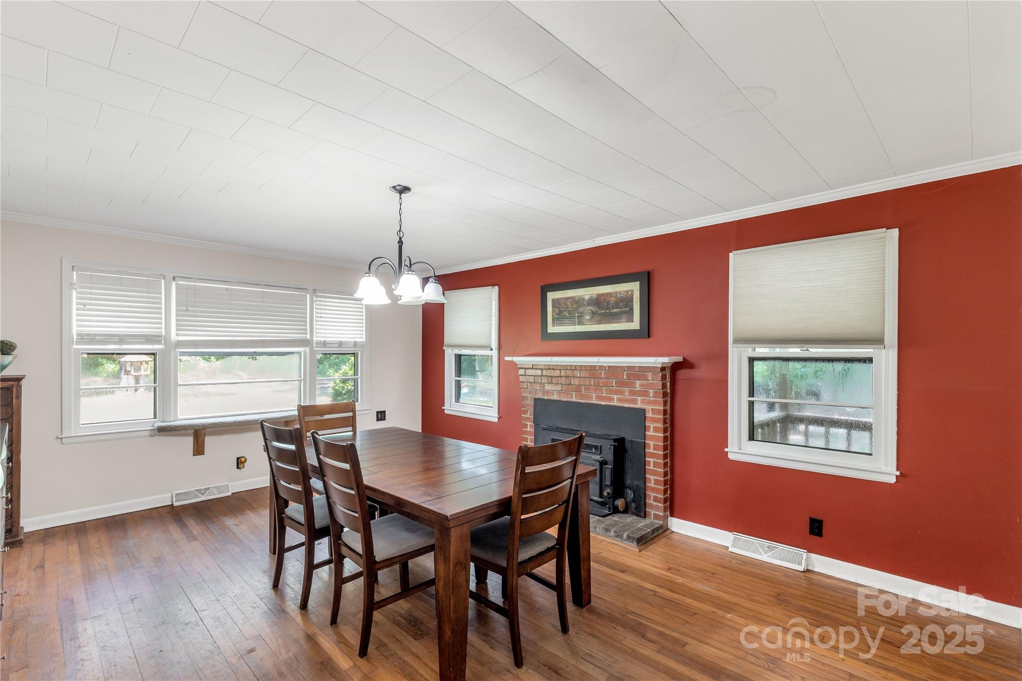 6115 Campbell Road