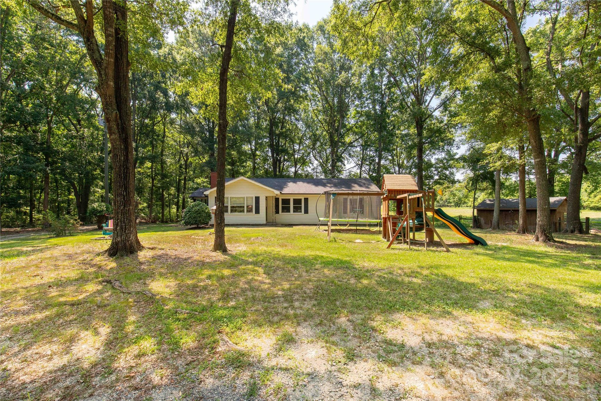 6115 Campbell Road