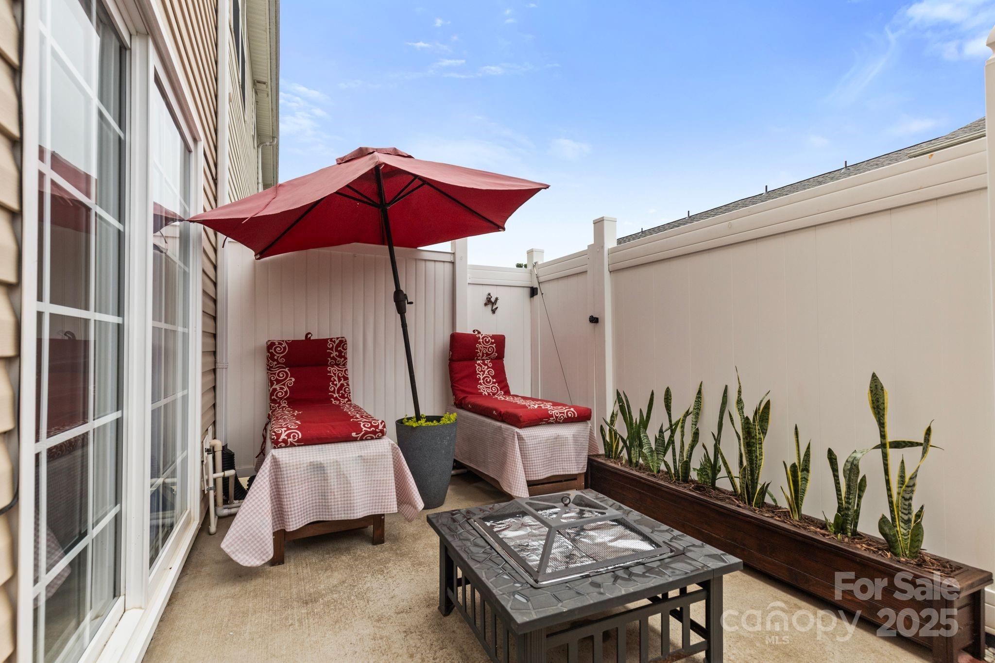 546 Calen Lane