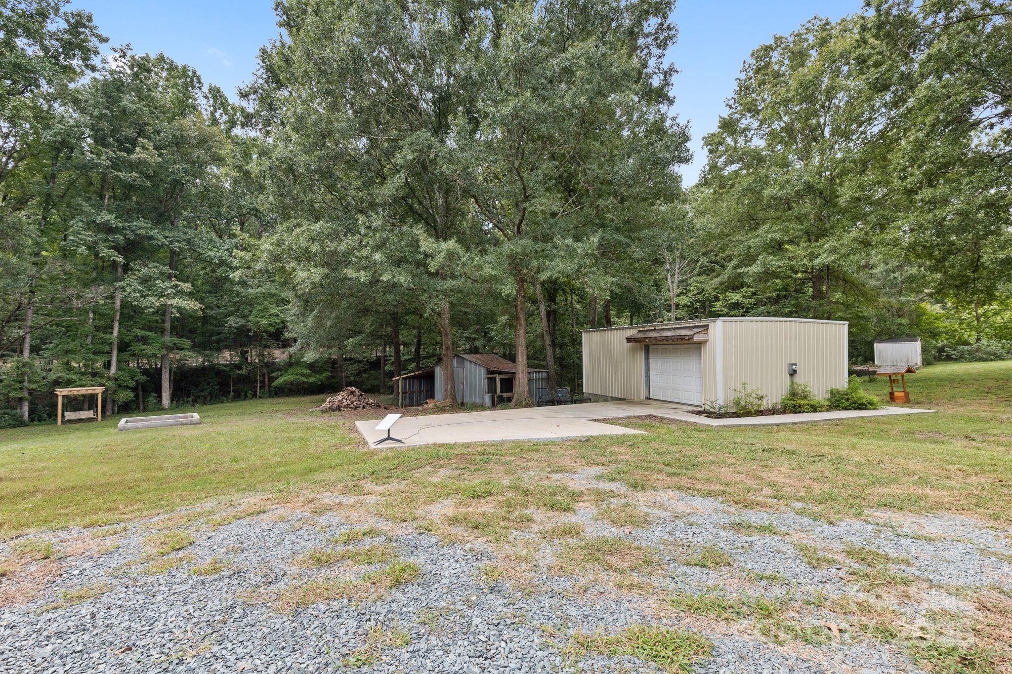 6413 Hwy 75 Highway