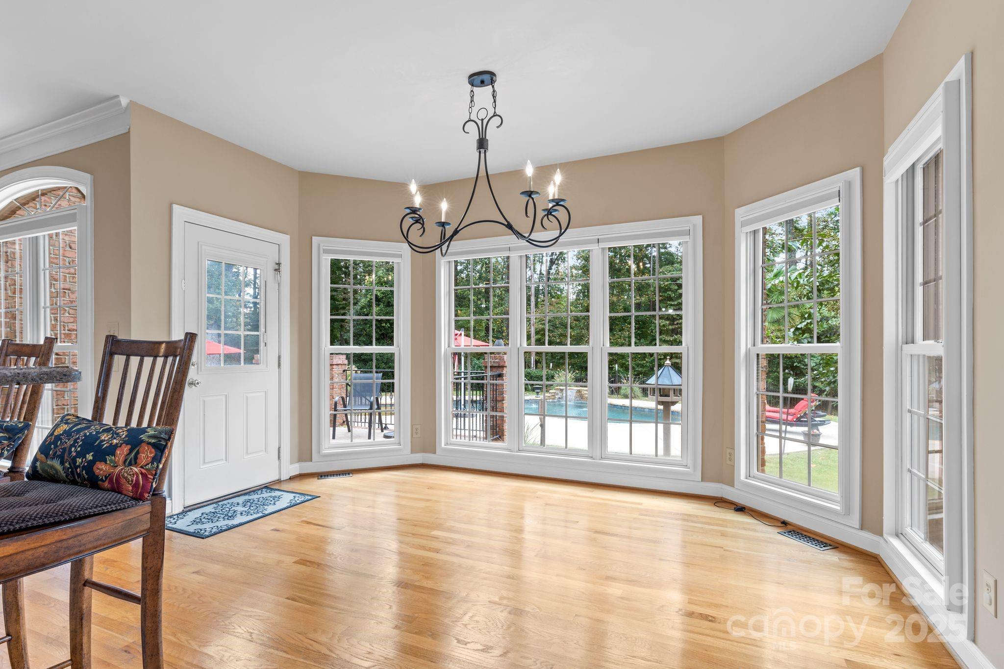 9711 Arlington Oaks Drive