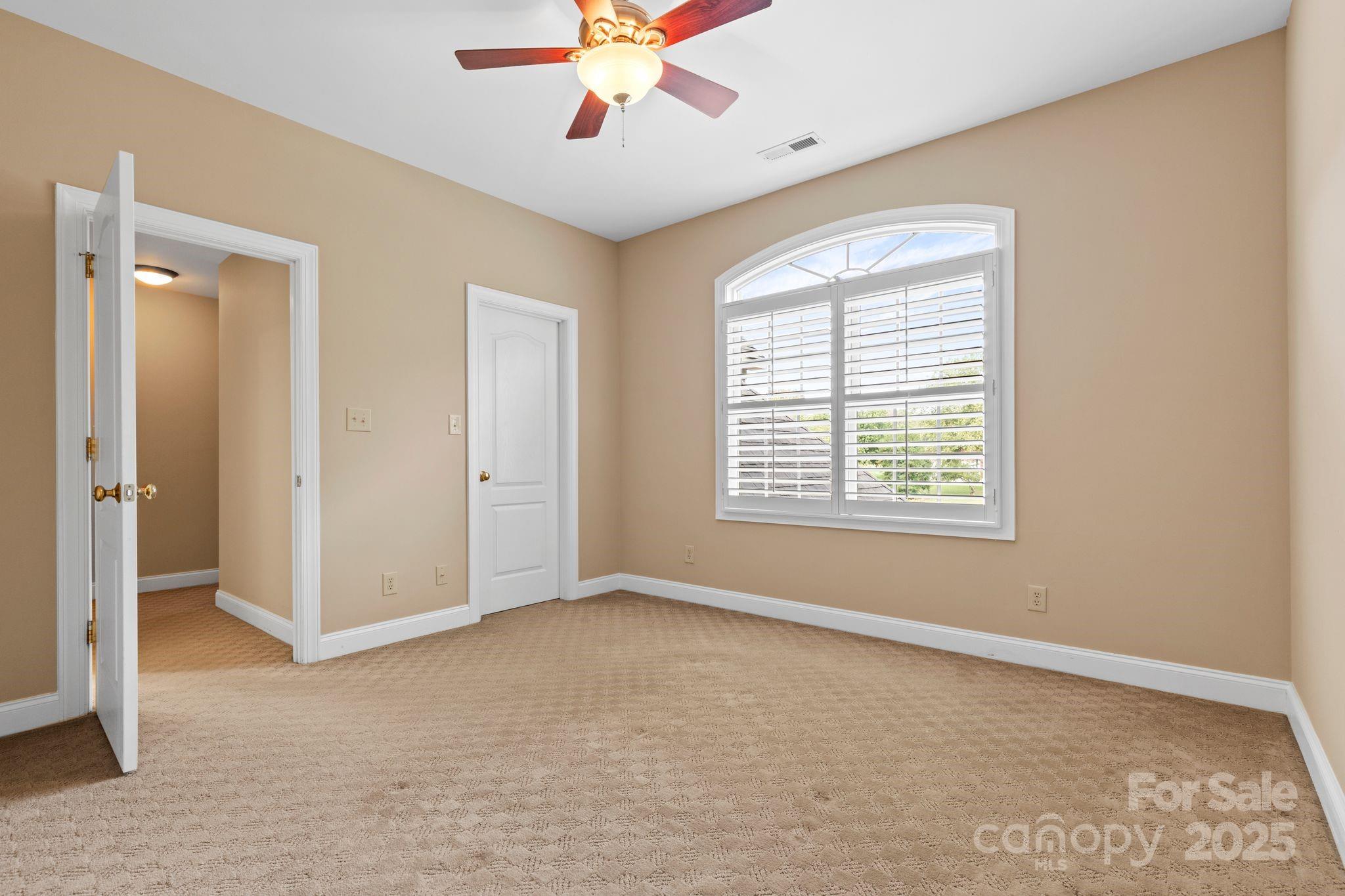 9711 Arlington Oaks Drive