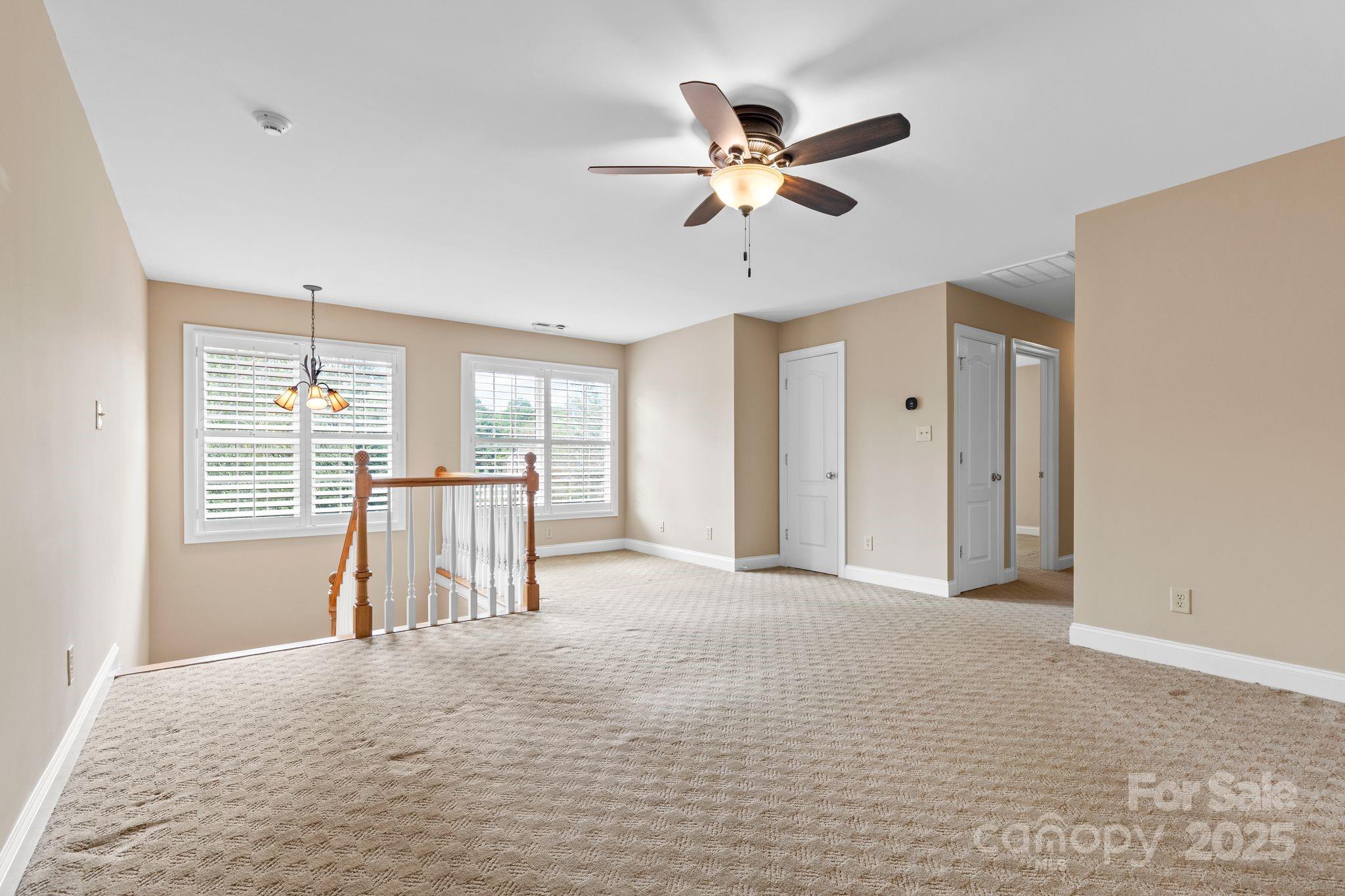 9711 Arlington Oaks Drive