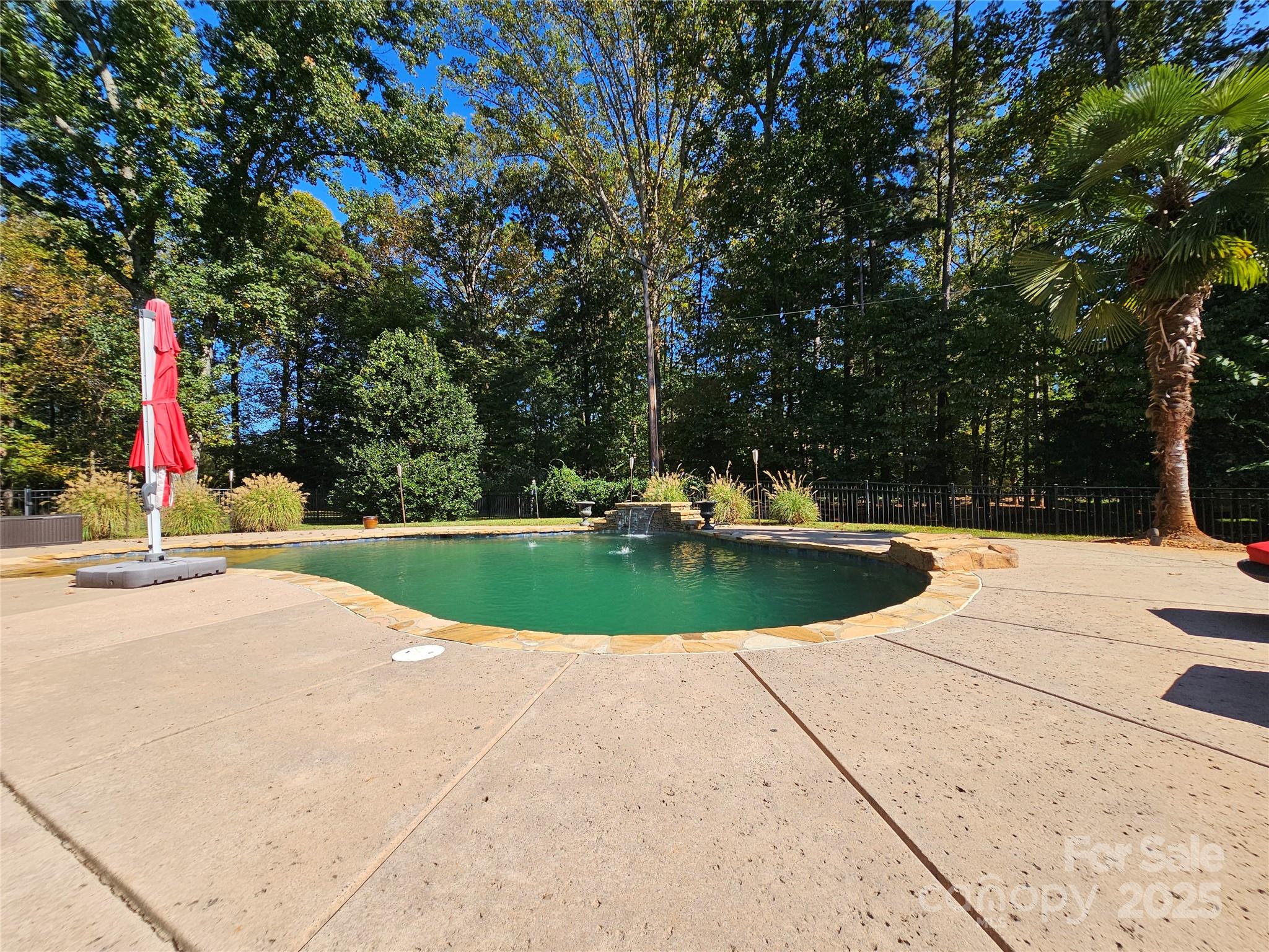 9711 Arlington Oaks Drive
