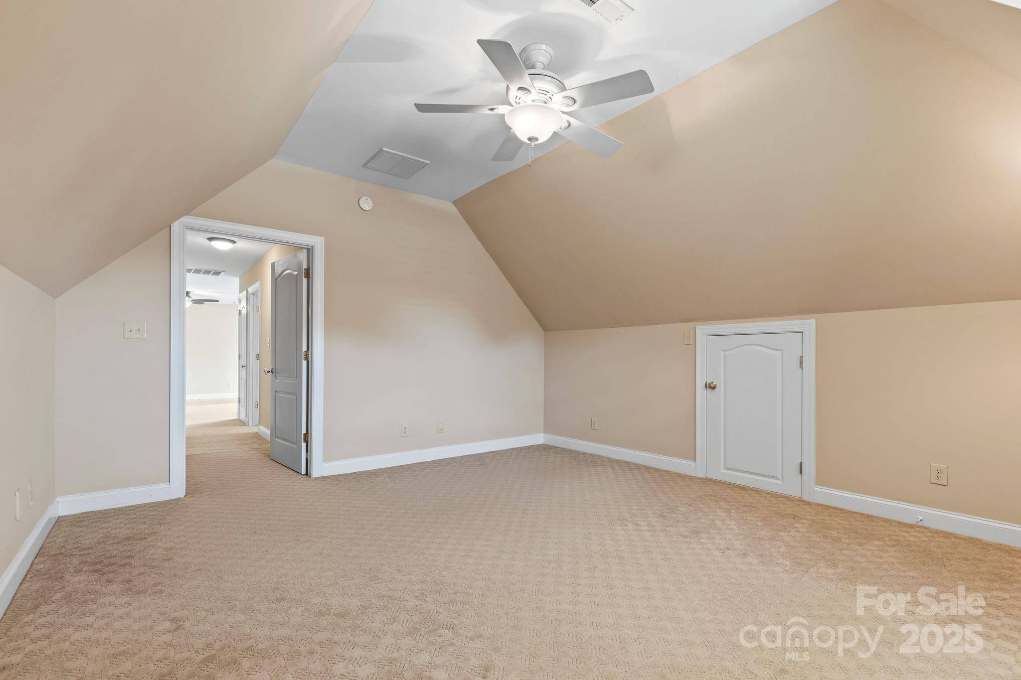 9711 Arlington Oaks Drive