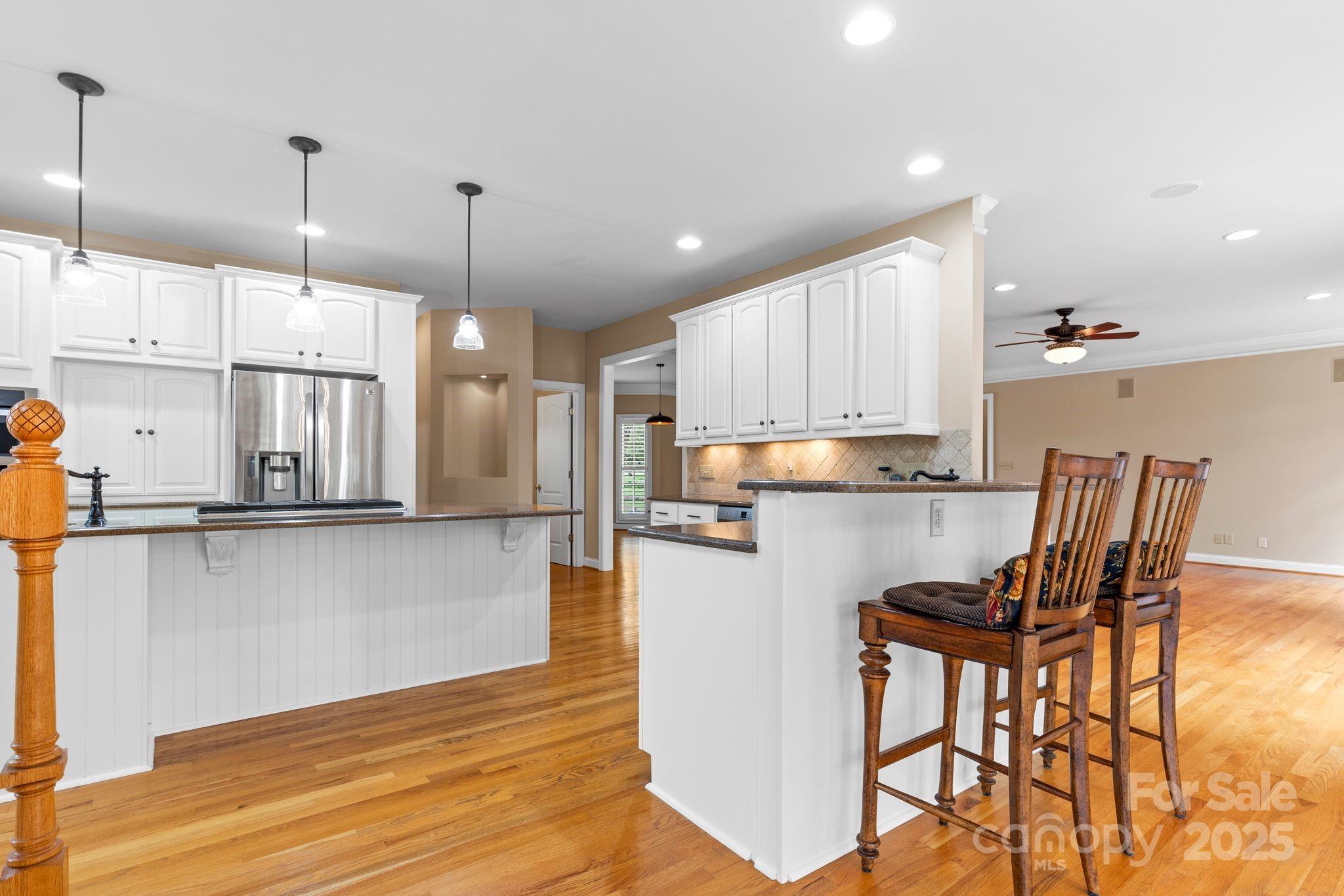 9711 Arlington Oaks Drive