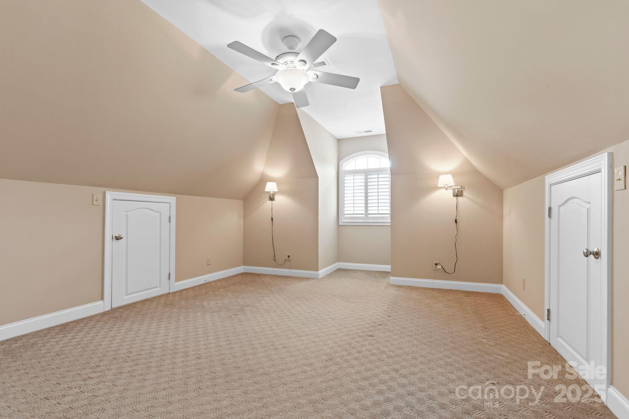 9711 Arlington Oaks Drive