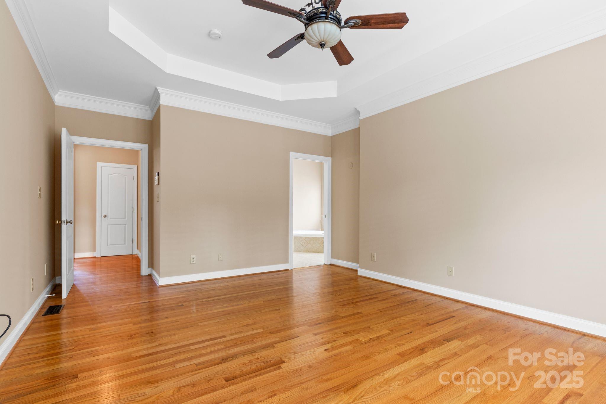 9711 Arlington Oaks Drive