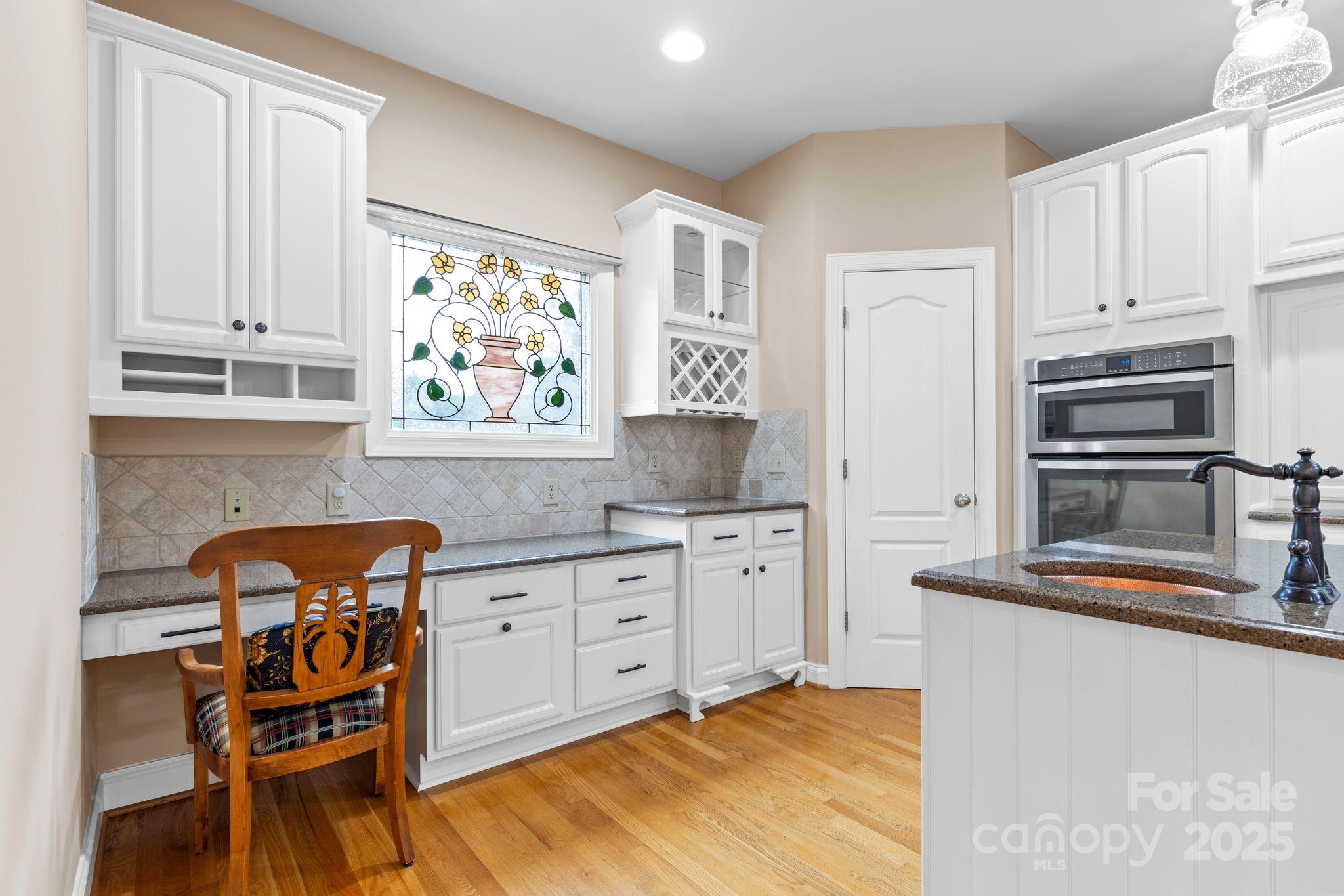 9711 Arlington Oaks Drive