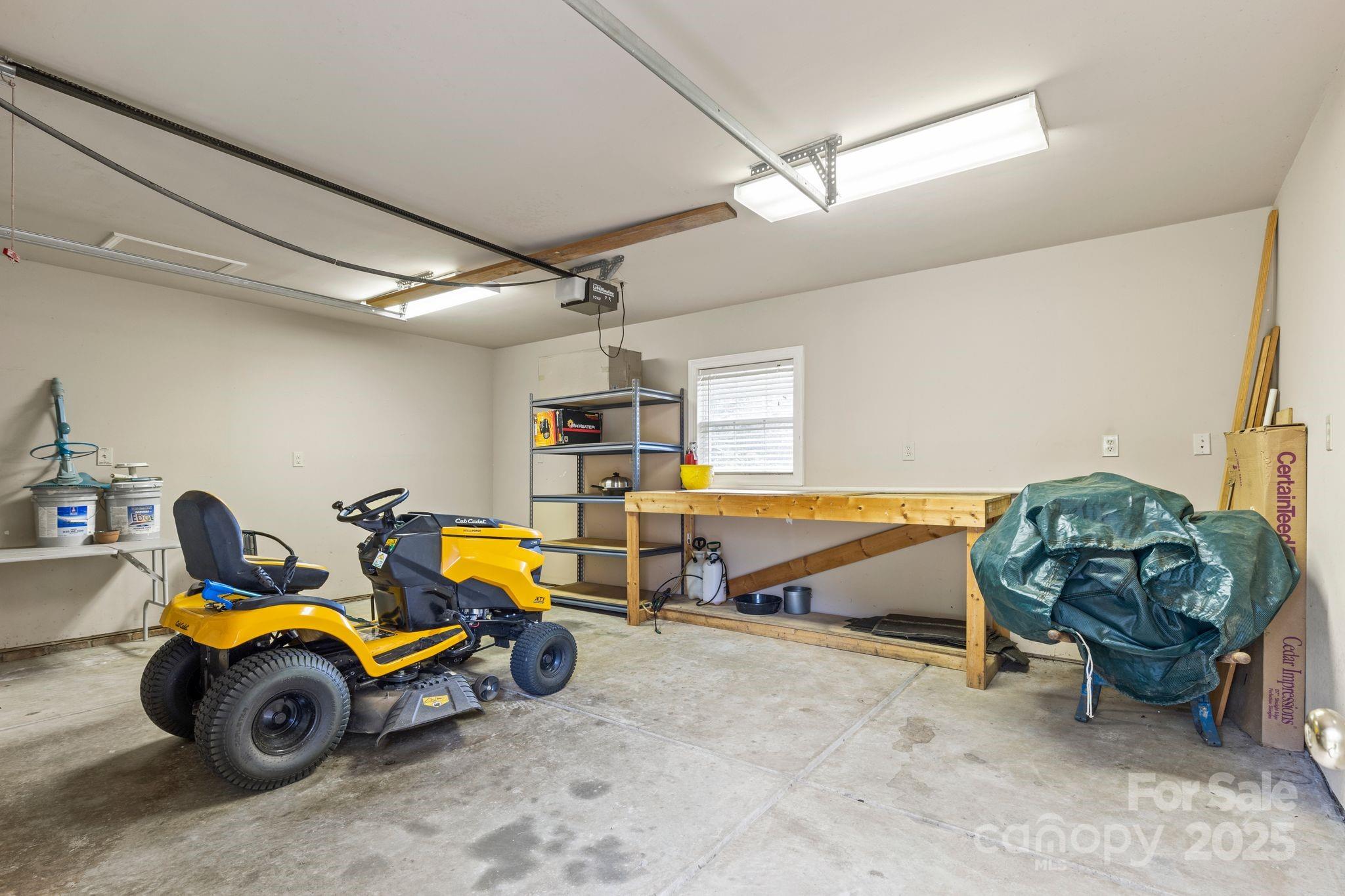 9711 Arlington Oaks Drive