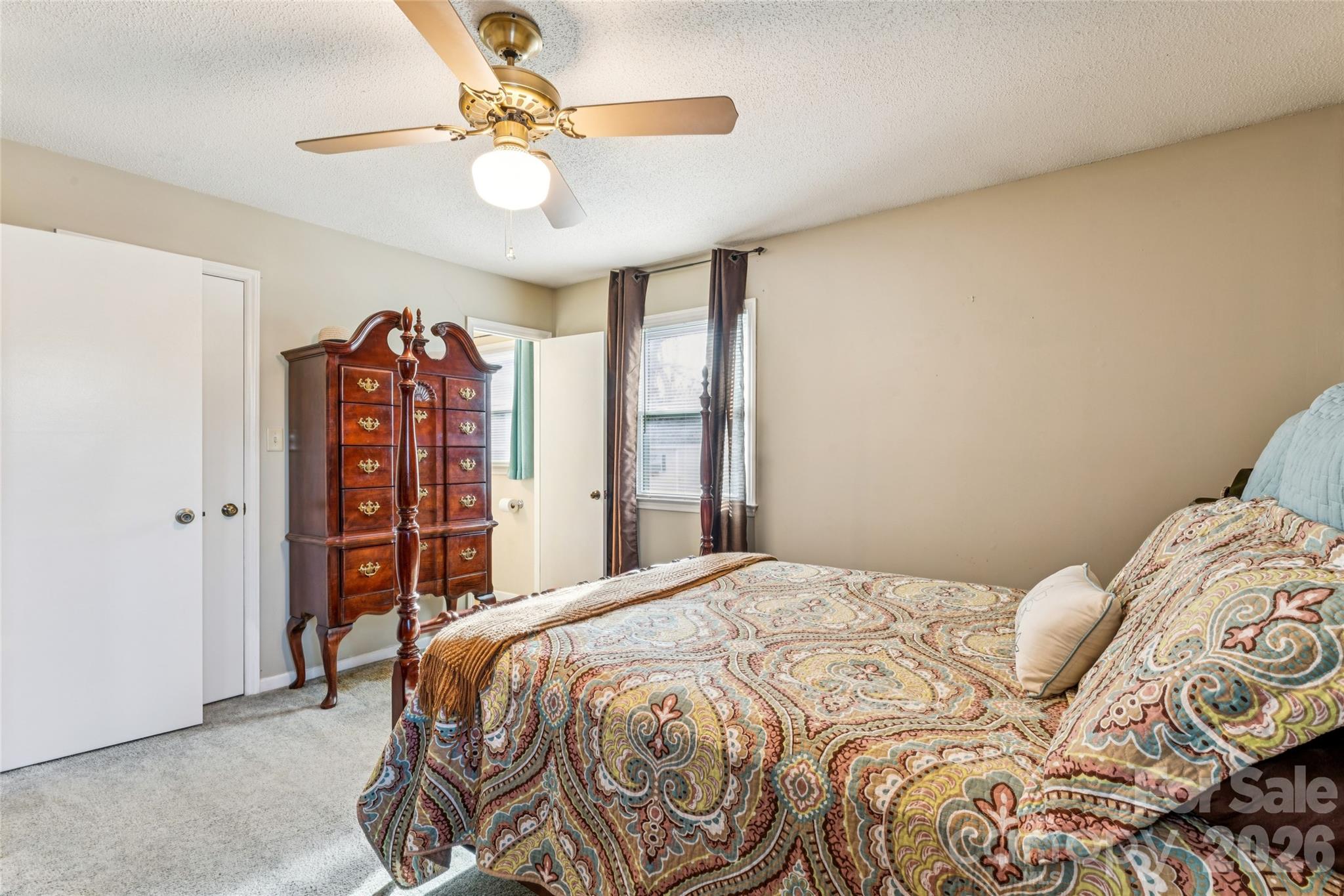 2501 Castlewood Drive