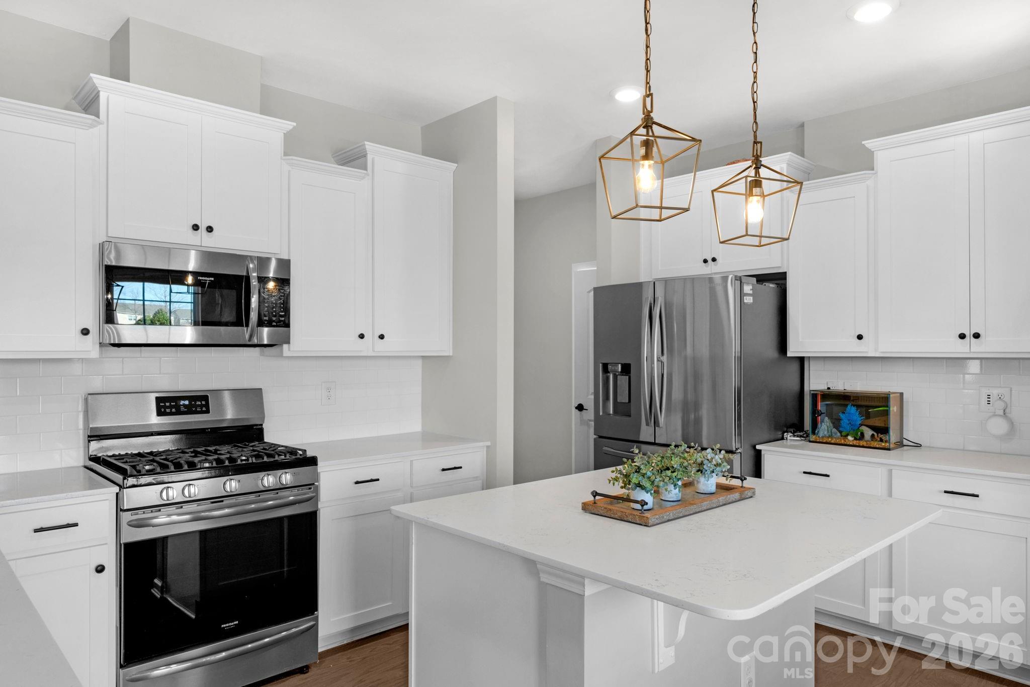 4280 Coachwhip Avenue