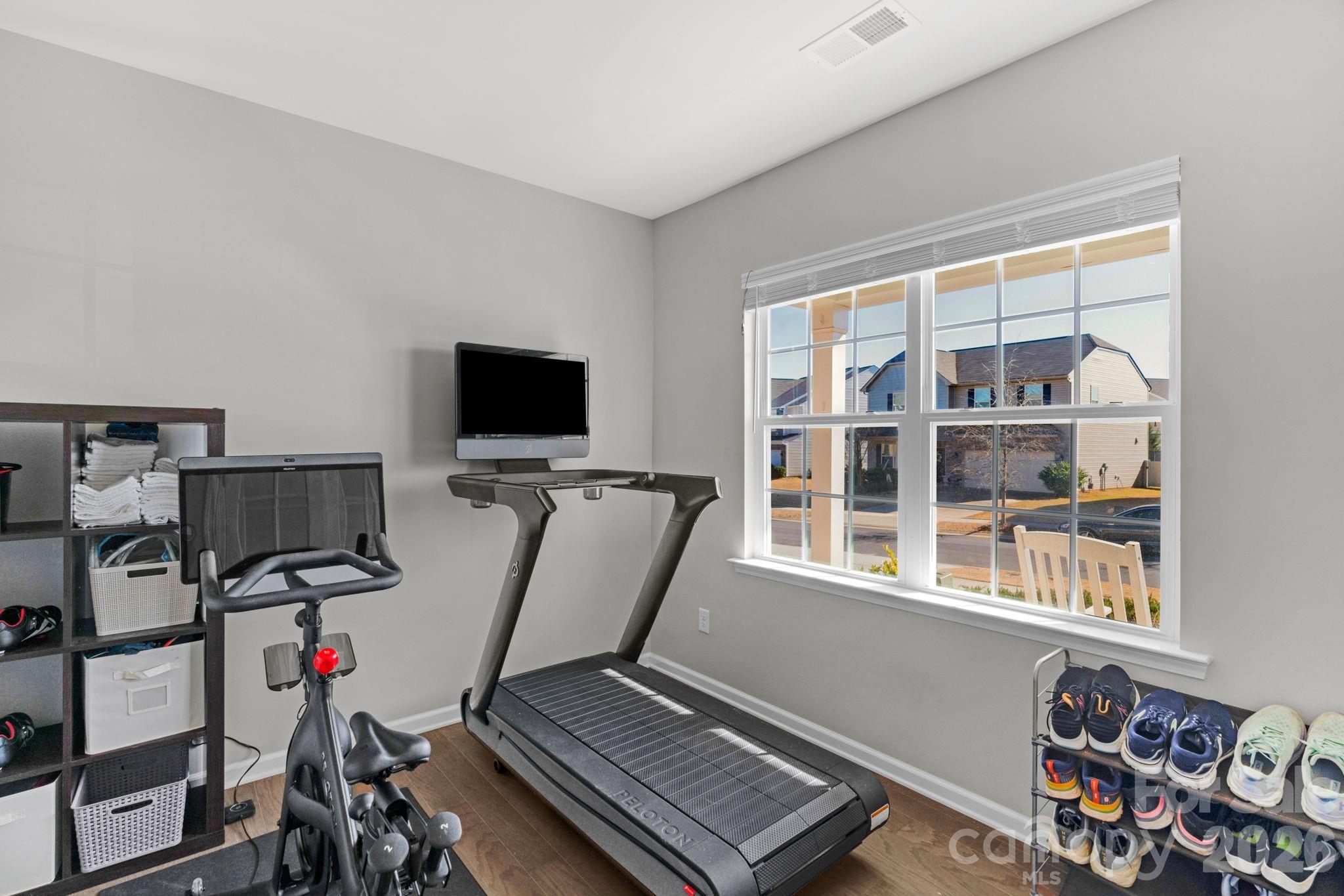 4280 Coachwhip Avenue