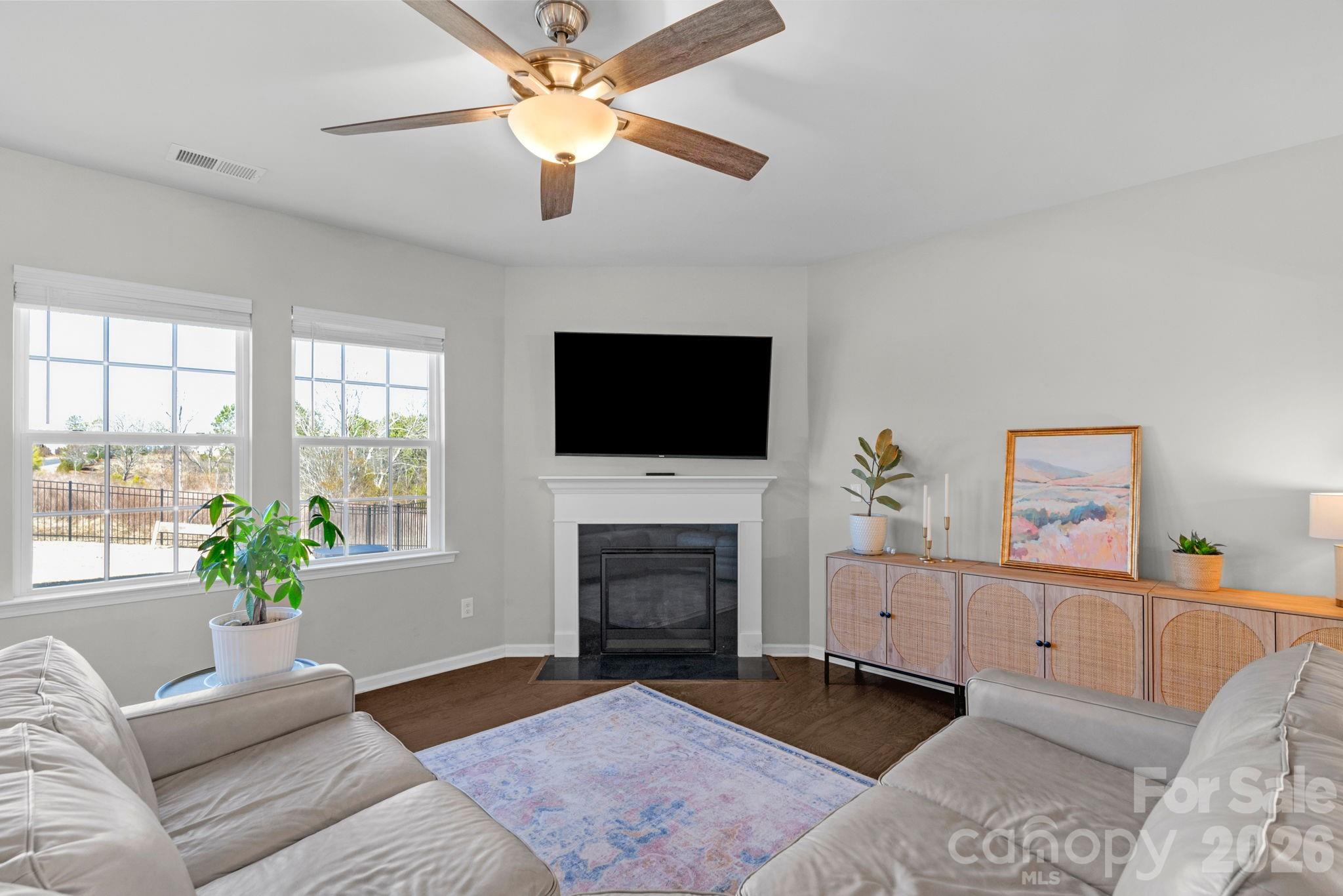 4280 Coachwhip Avenue