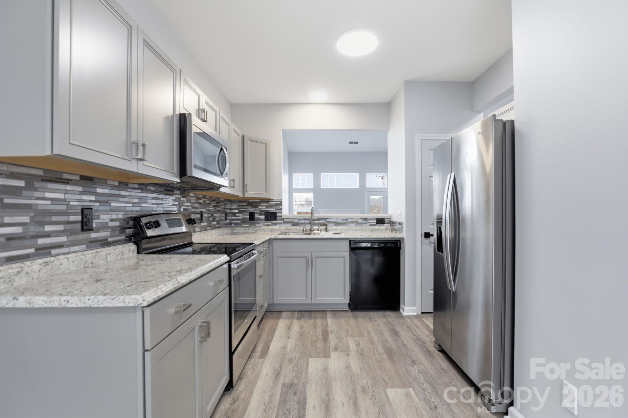 7978 Mariners Pointe Circle