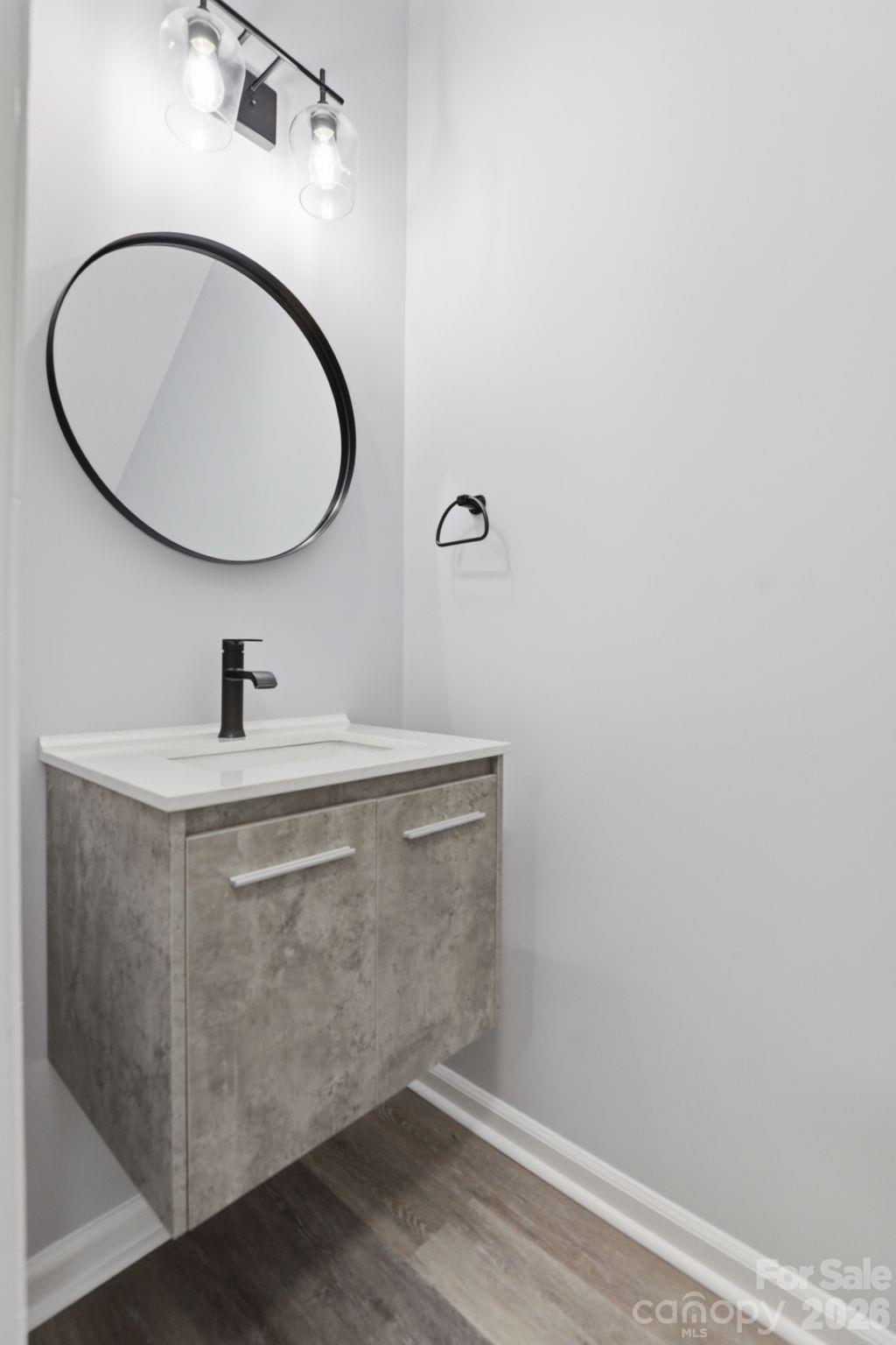 7978 Mariners Pointe Circle