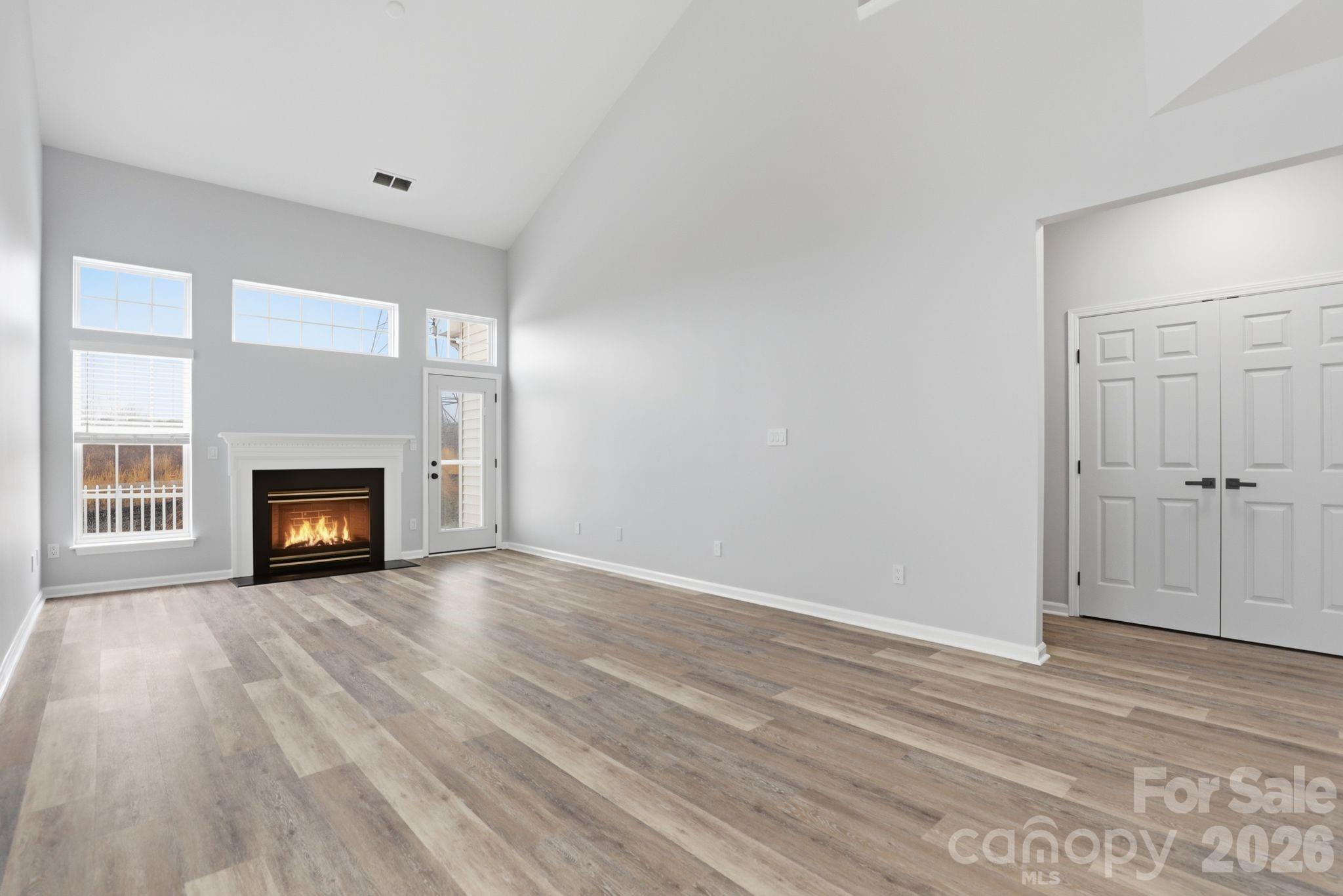 7978 Mariners Pointe Circle