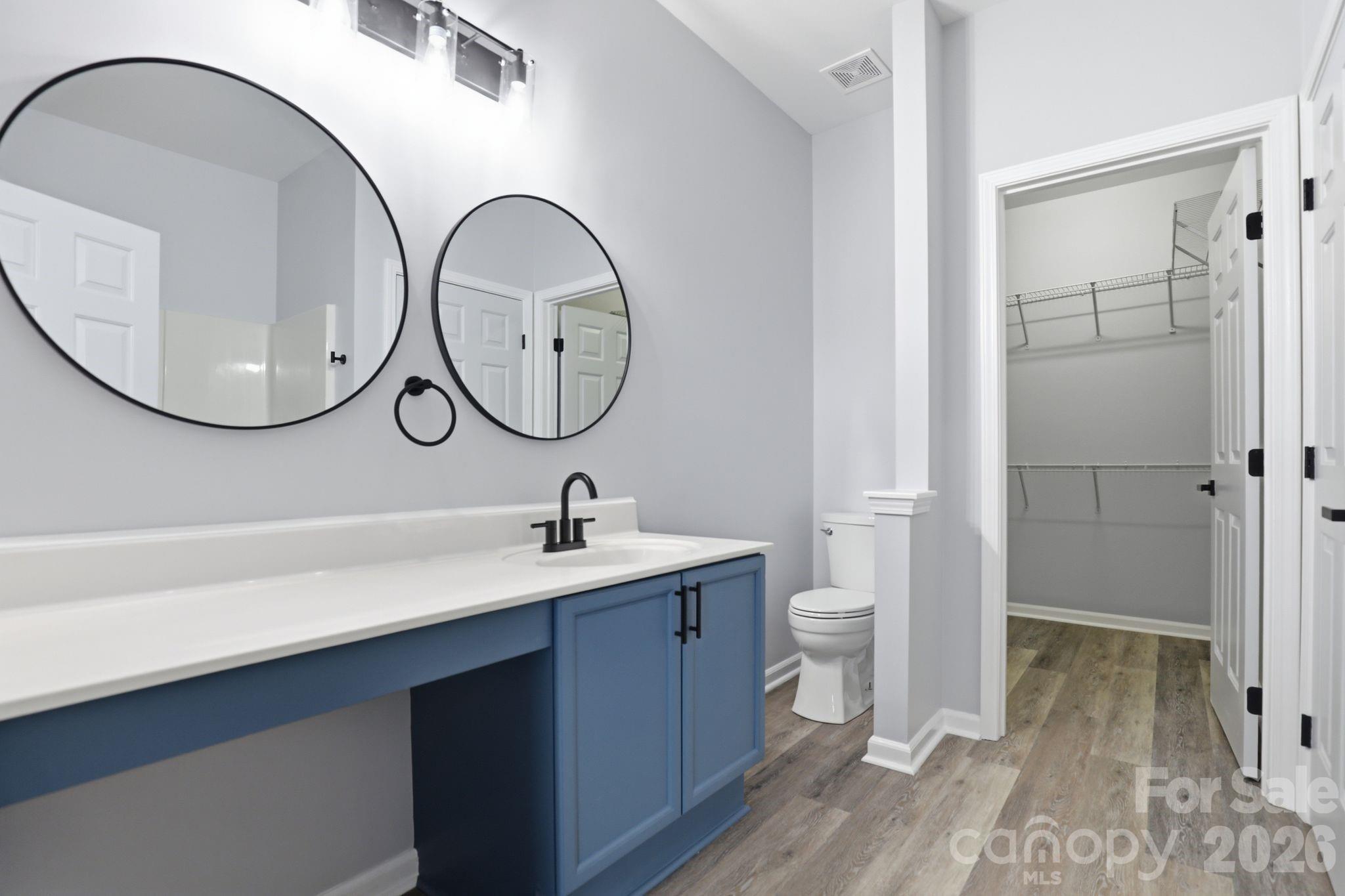 7978 Mariners Pointe Circle