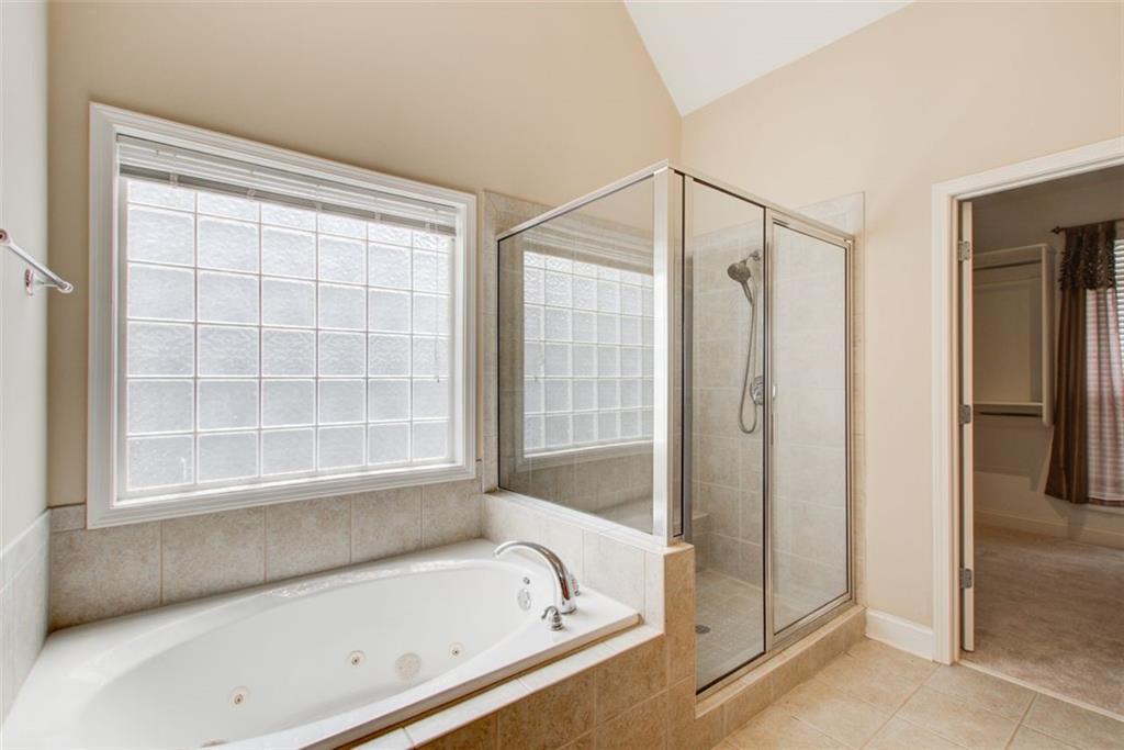 205 Thorn Creek Way