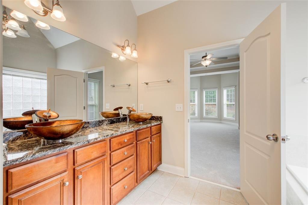 205 Thorn Creek Way