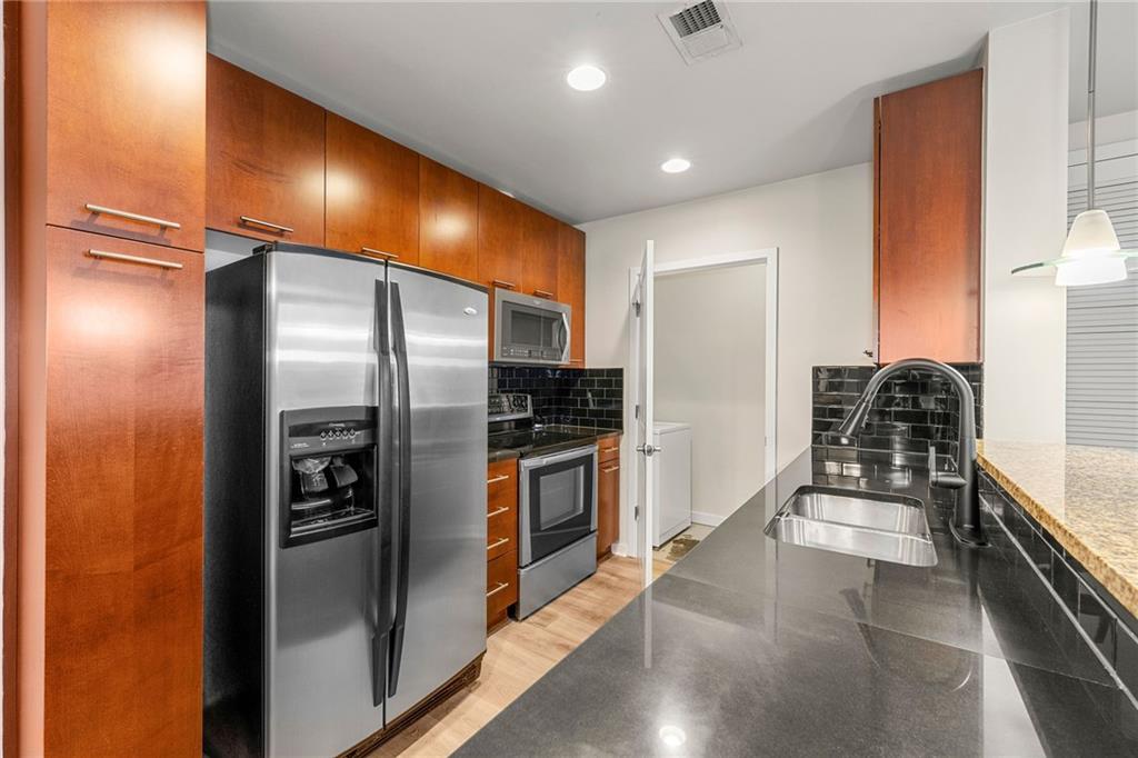3324 Peachtree Road NE Unit 1005