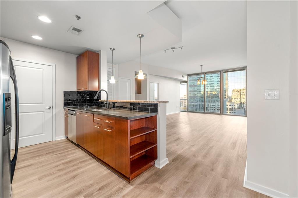 3324 Peachtree Road NE Unit 1005