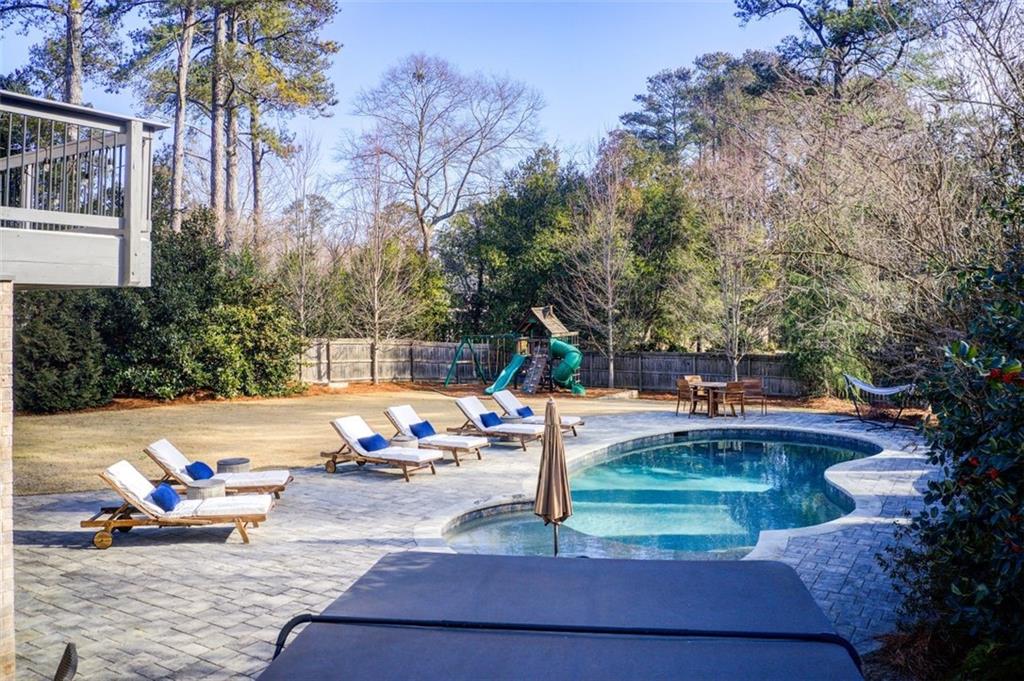171 Johnson Ferry Road NW