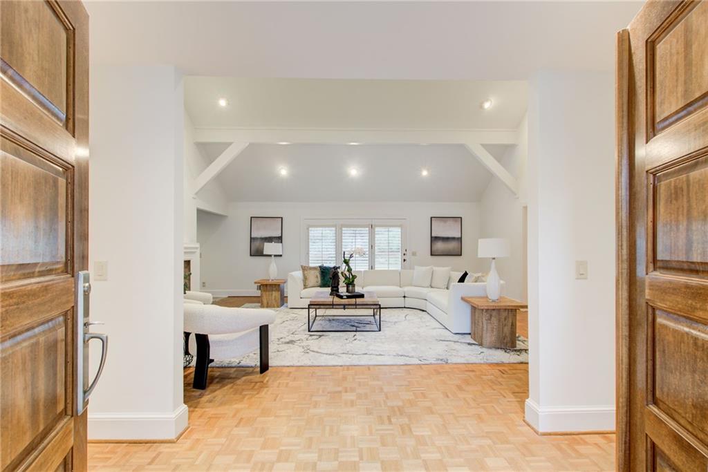 925 Ivy Falls Drive