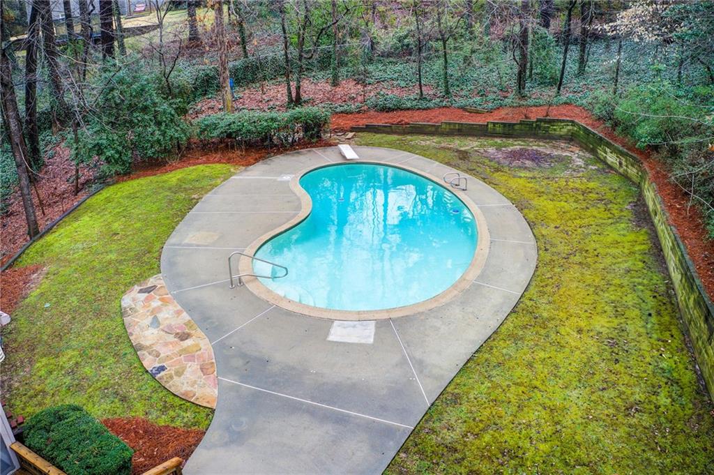 925 Ivy Falls Drive