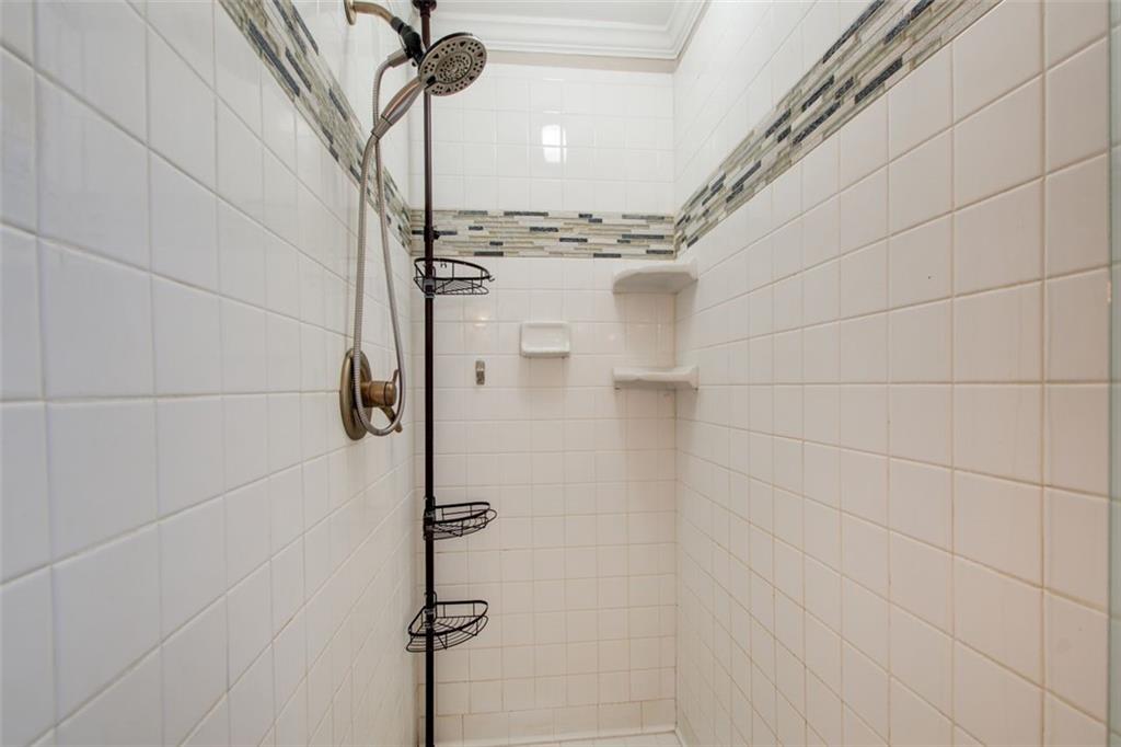 7155 Roswell Road Unit 44