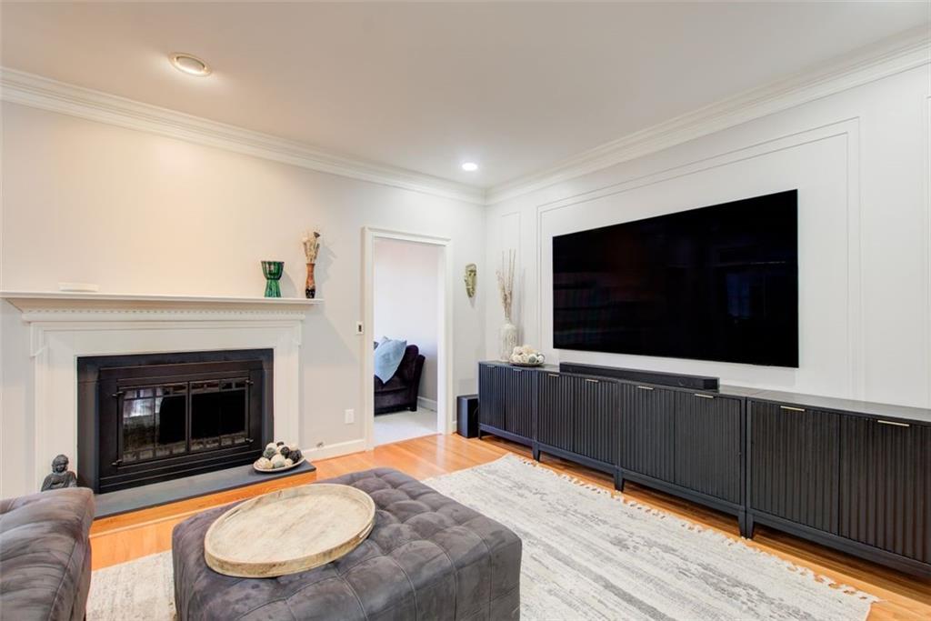 7155 Roswell Road Unit 44