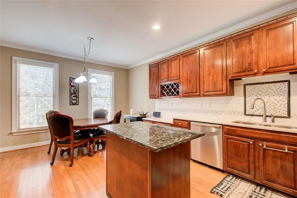 7155 Roswell Road Unit 44