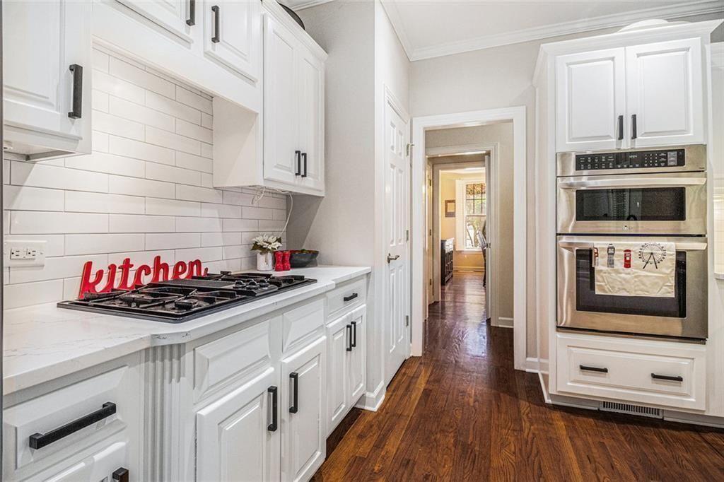 1600 Heritage Trail